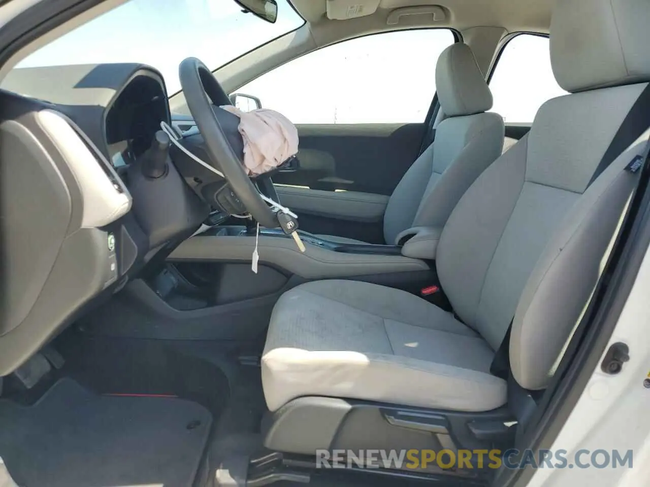7 Photograph of a damaged car 3CZRU5H33KM702122 HONDA HR-V 2019