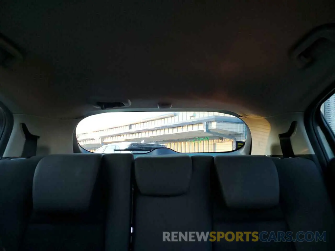 10 Фотография поврежденного автомобиля 3CZRU5H33KM724931 HONDA HR-V 2019