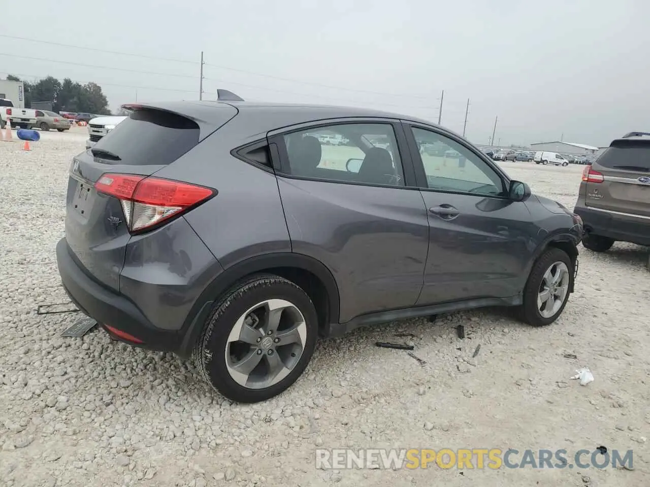 3 Photograph of a damaged car 3CZRU5H34KG708798 HONDA HR-V 2019