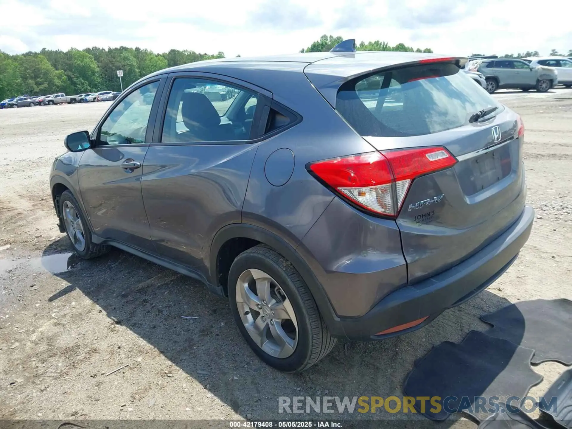 3 Фотография поврежденного автомобиля 3CZRU5H35KM720010 HONDA HR-V 2019