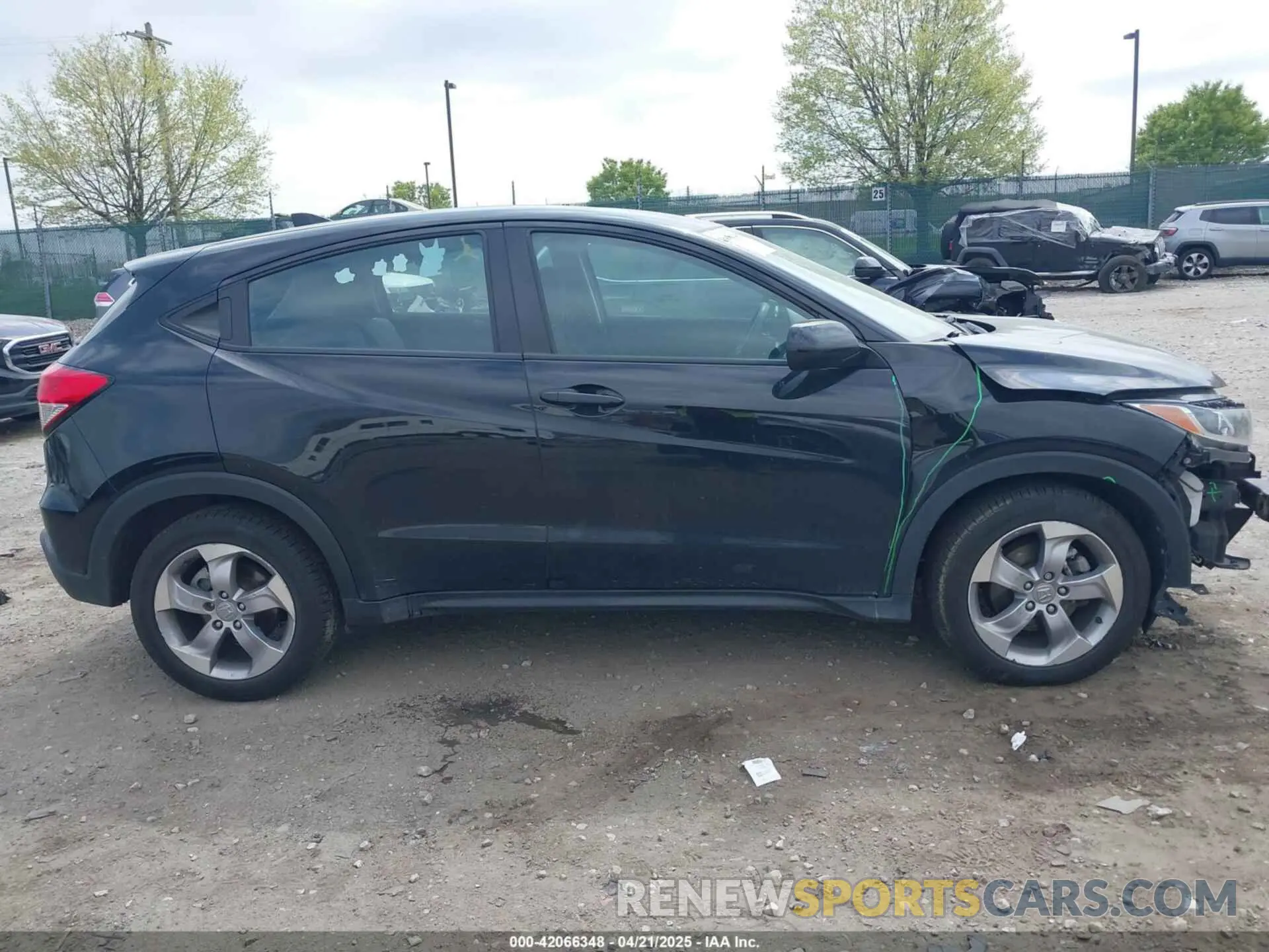 13 Фотография поврежденного автомобиля 3CZRU5H38KG715771 HONDA HR-V 2019