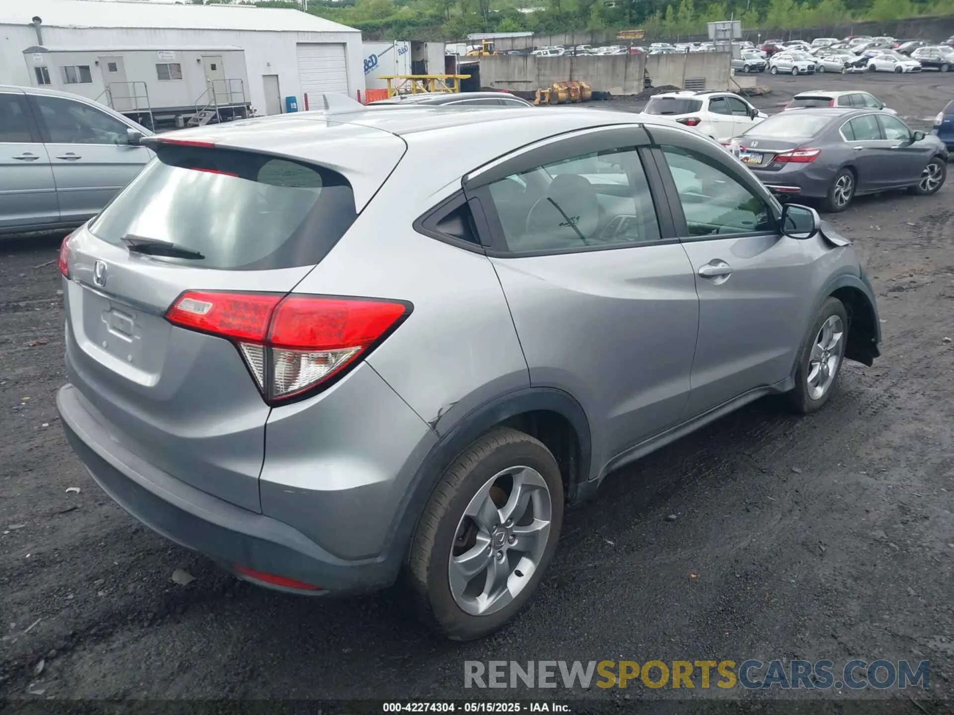 4 Фотография поврежденного автомобиля 3CZRU5H39KG703872 HONDA HR-V 2019