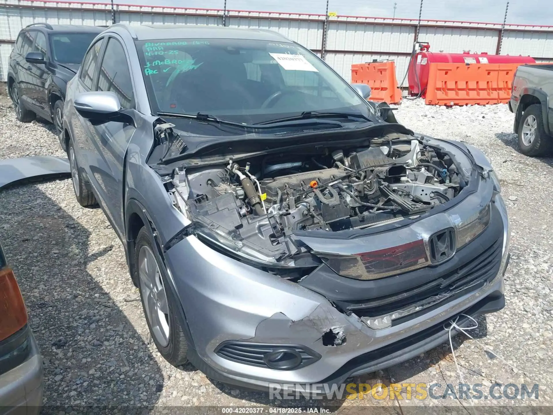 1 Фотография поврежденного автомобиля 3CZRU5H53KM718483 HONDA HR-V 2019