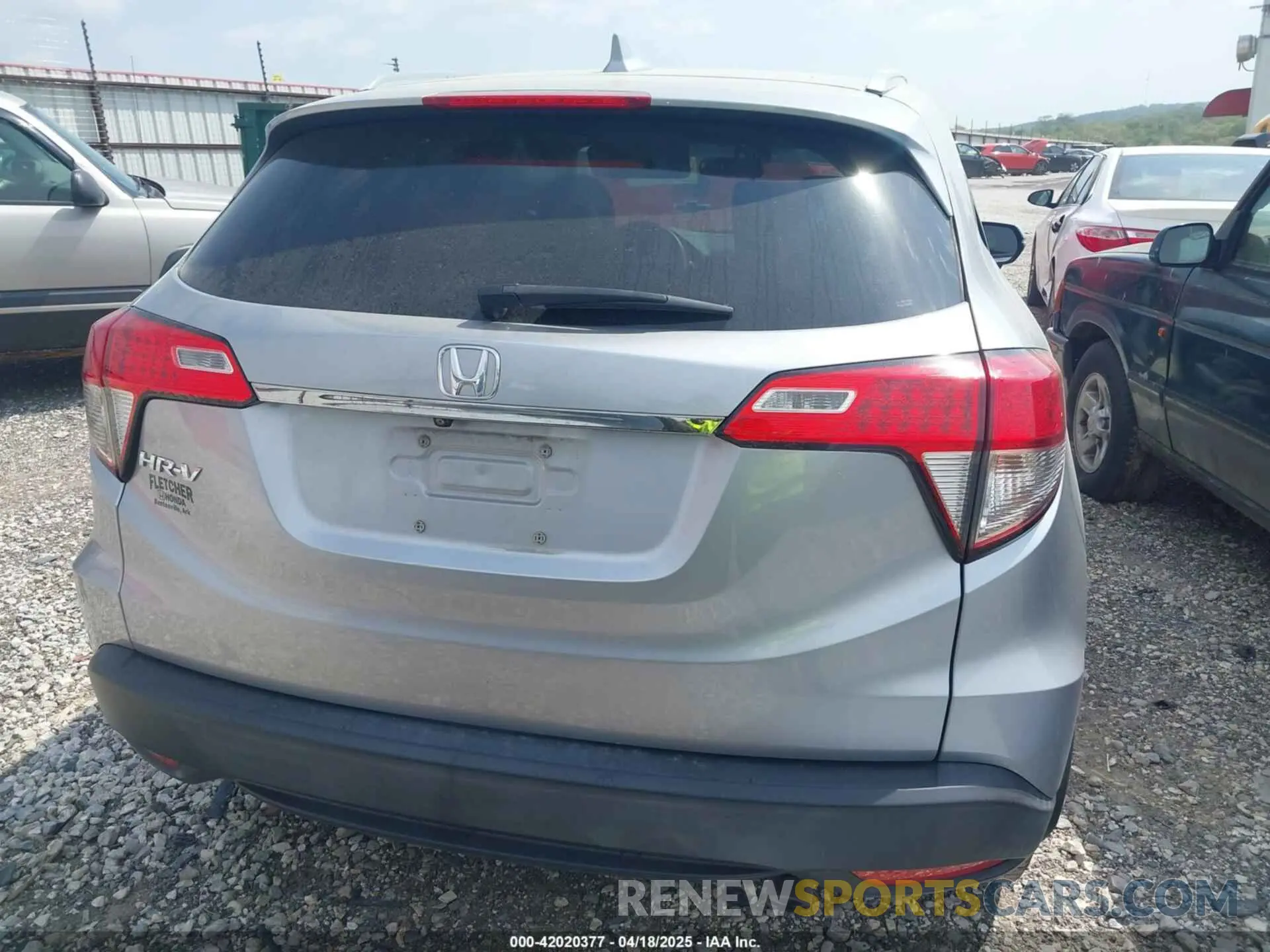 17 Фотография поврежденного автомобиля 3CZRU5H53KM718483 HONDA HR-V 2019