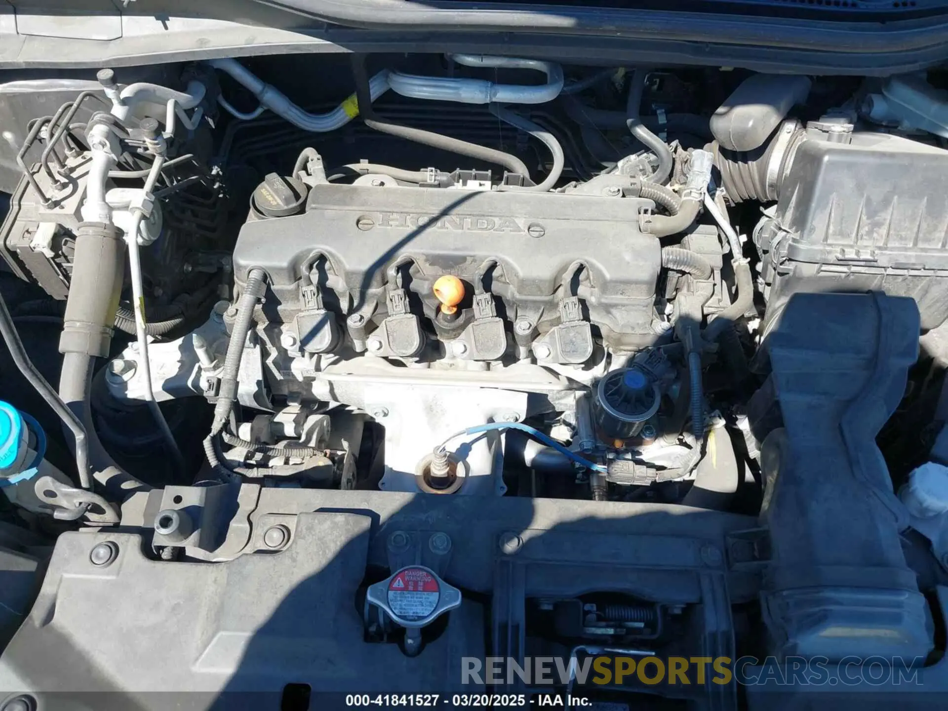 10 Photograph of a damaged car 3CZRU5H54KM709856 HONDA HR-V 2019