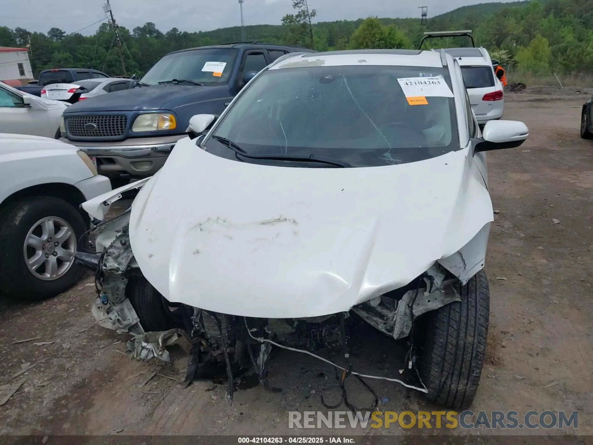 6 Фотография поврежденного автомобиля 3CZRU5H55KM705119 HONDA HR-V 2019