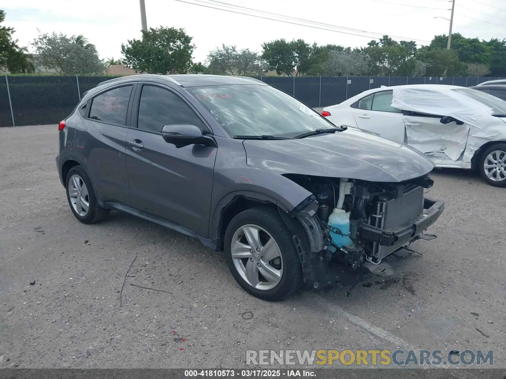 1 Фотография поврежденного автомобиля 3CZRU5H56KM728523 HONDA HR-V 2019