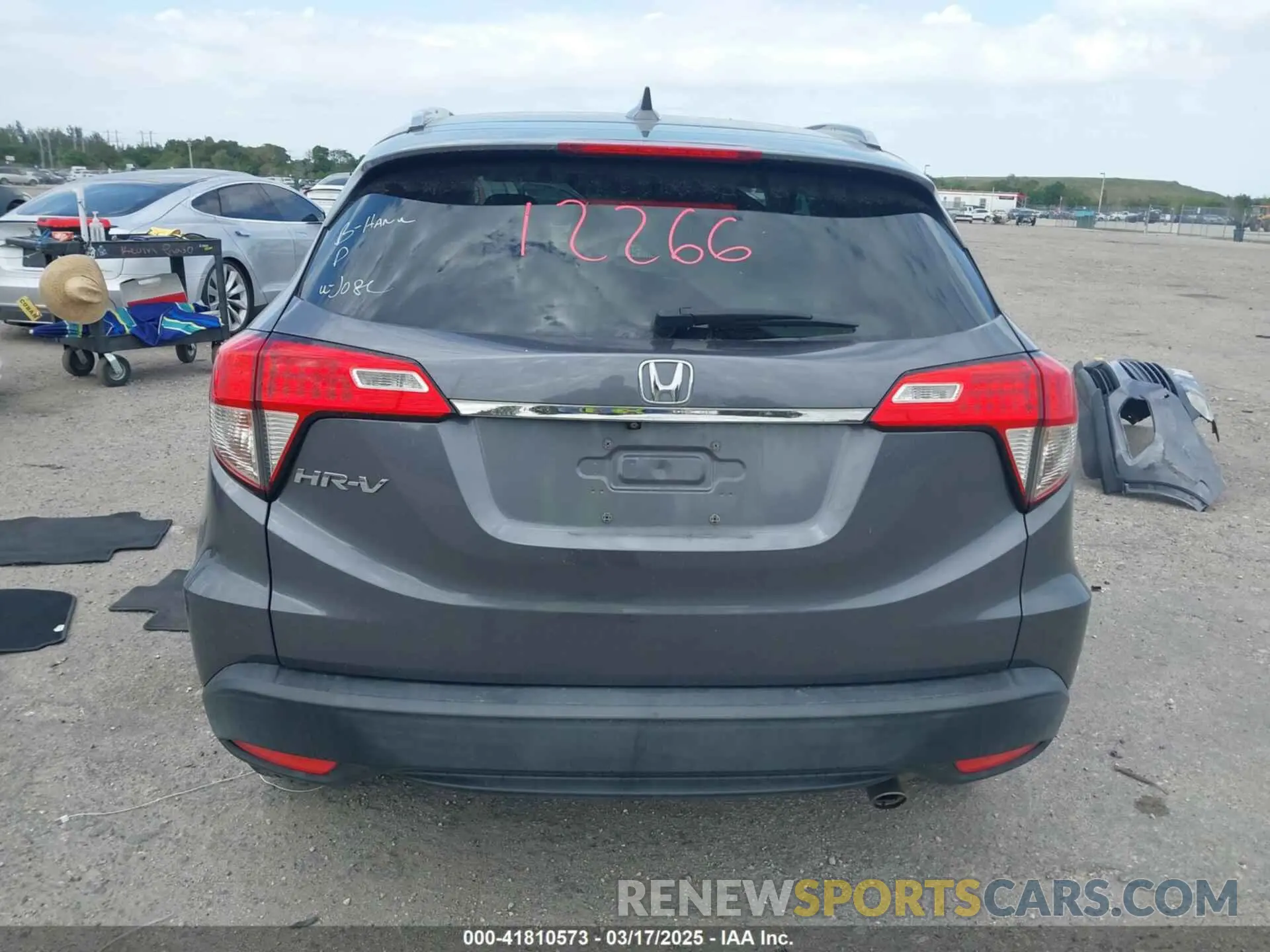 17 Фотография поврежденного автомобиля 3CZRU5H56KM728523 HONDA HR-V 2019
