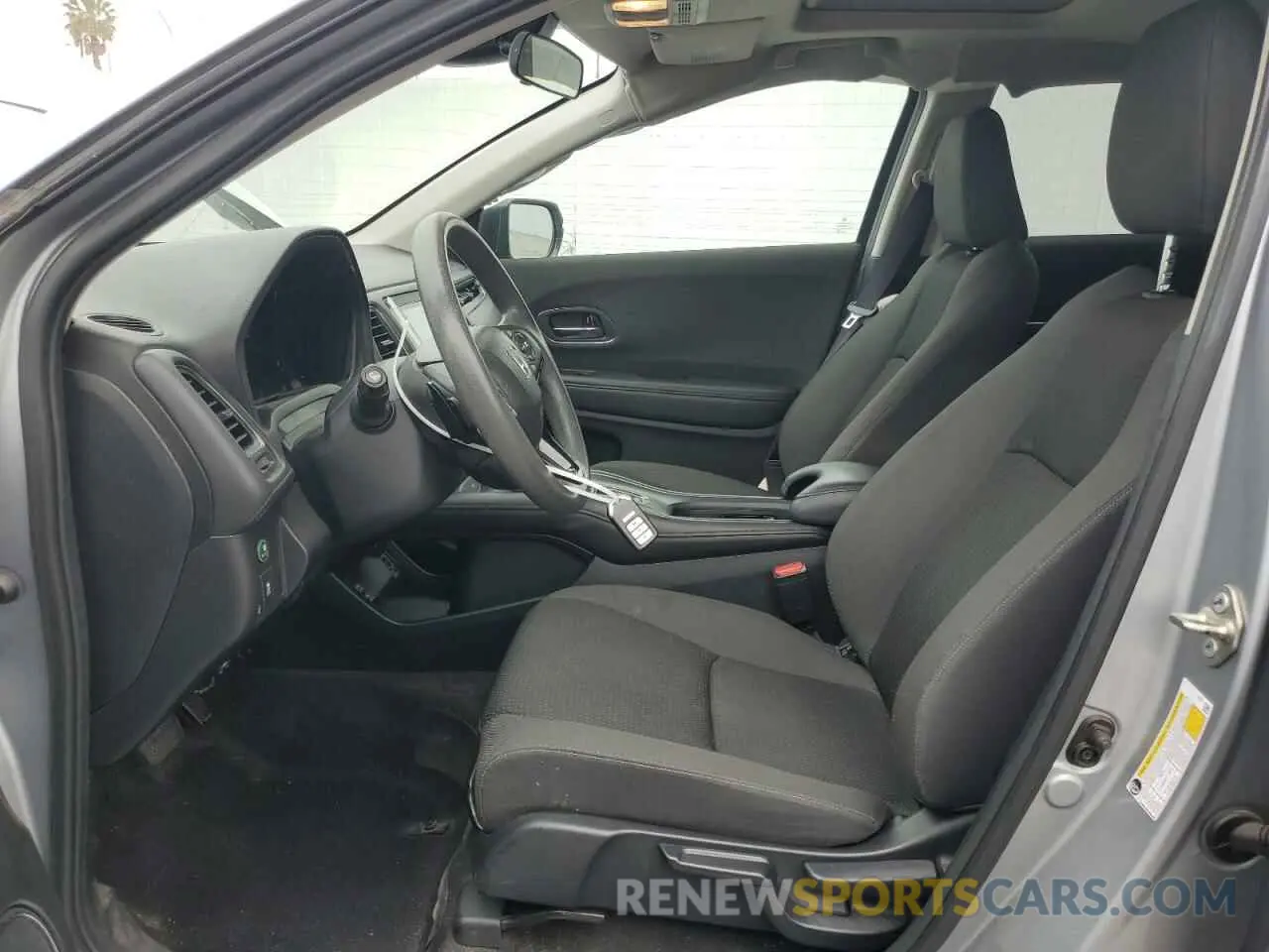 7 Фотография поврежденного автомобиля 3CZRU5H58KM728166 HONDA HR-V 2019