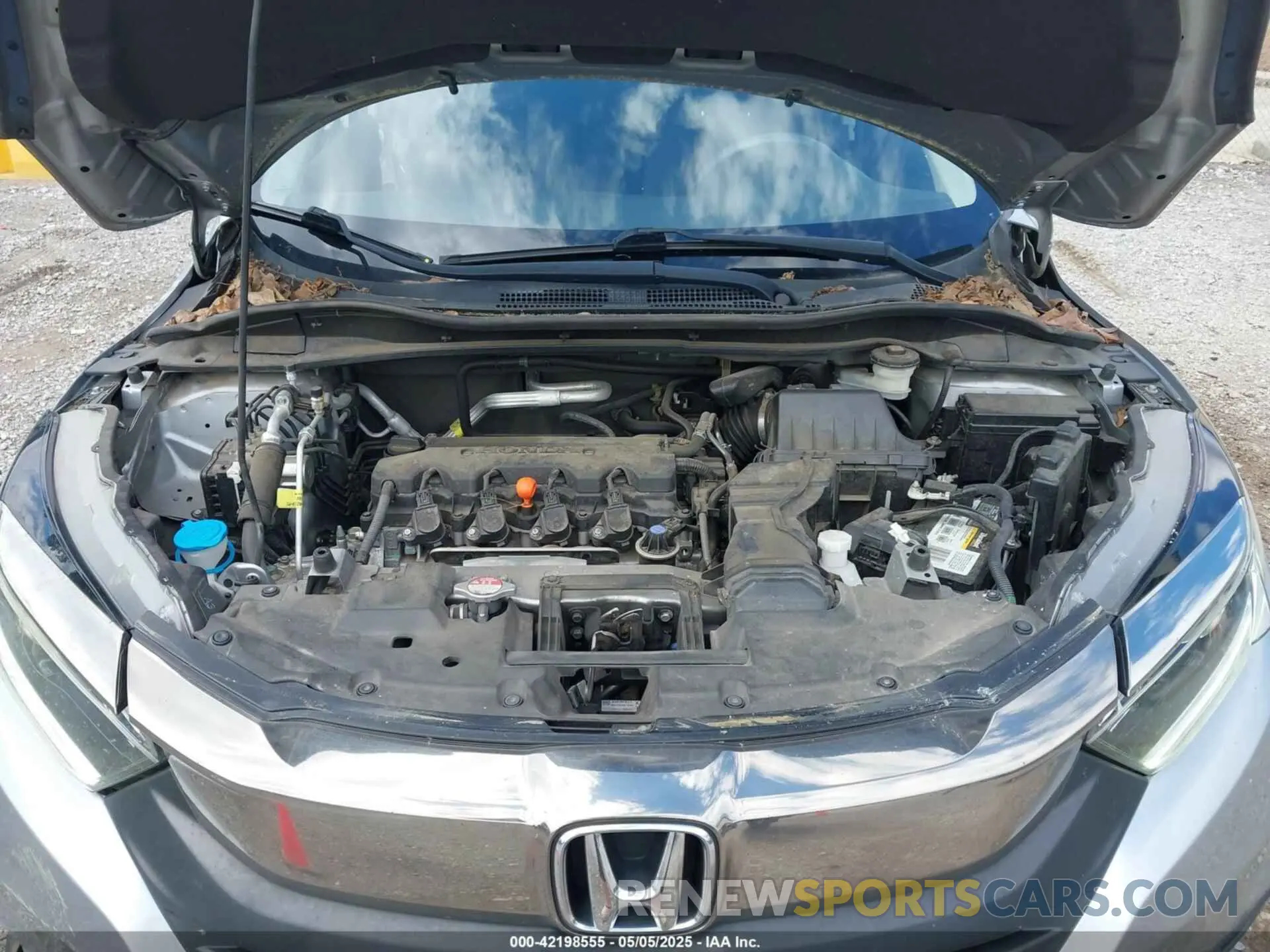 10 Photograph of a damaged car 3CZRU5H59KM703311 HONDA HR-V 2019