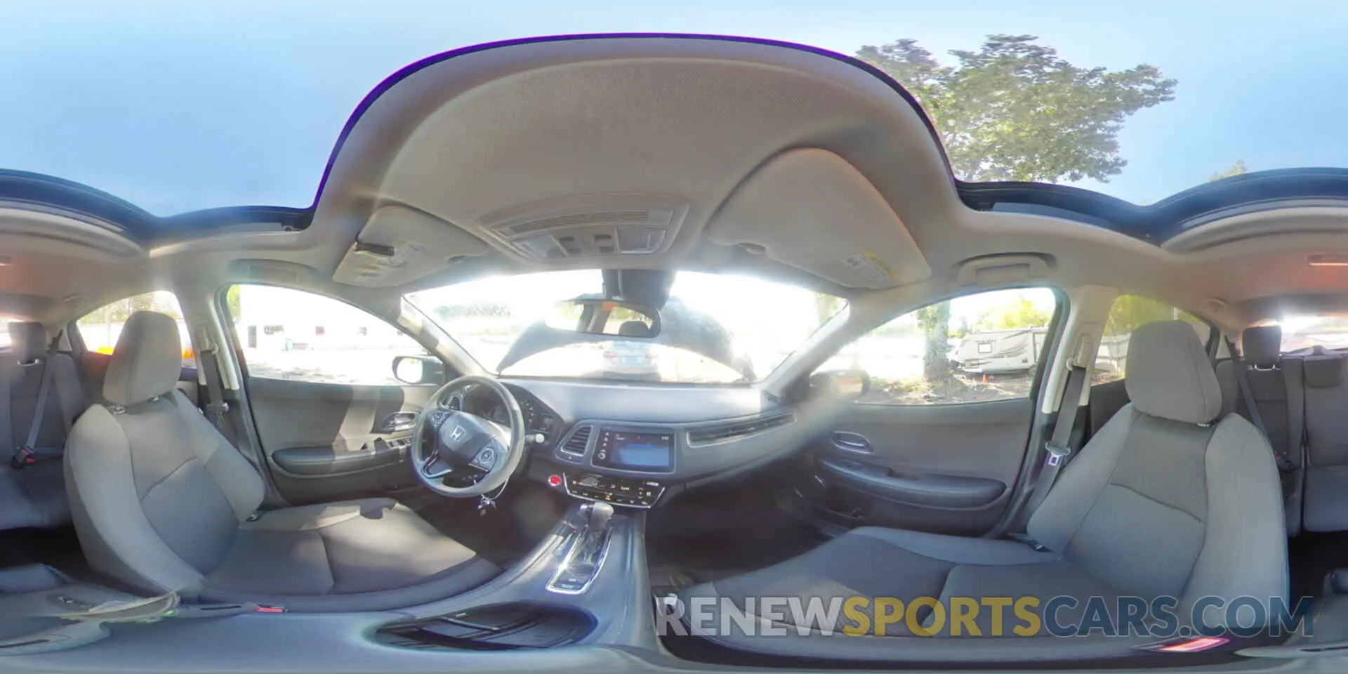 15 Photograph of a damaged car 3CZRU5H59KM724725 HONDA HR-V 2019