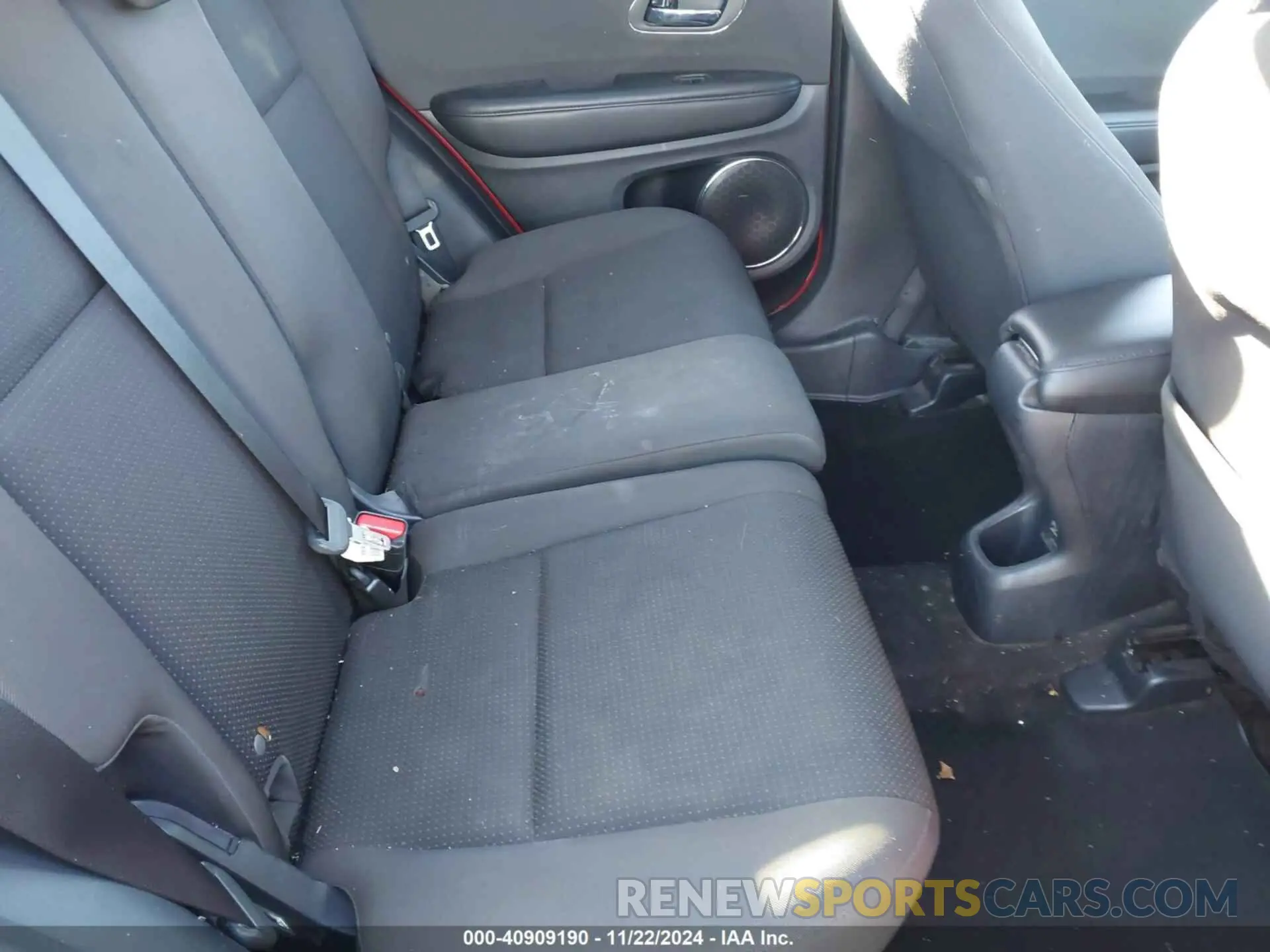 8 Фотография поврежденного автомобиля 3CZRU5H5XKM701213 HONDA HR-V 2019