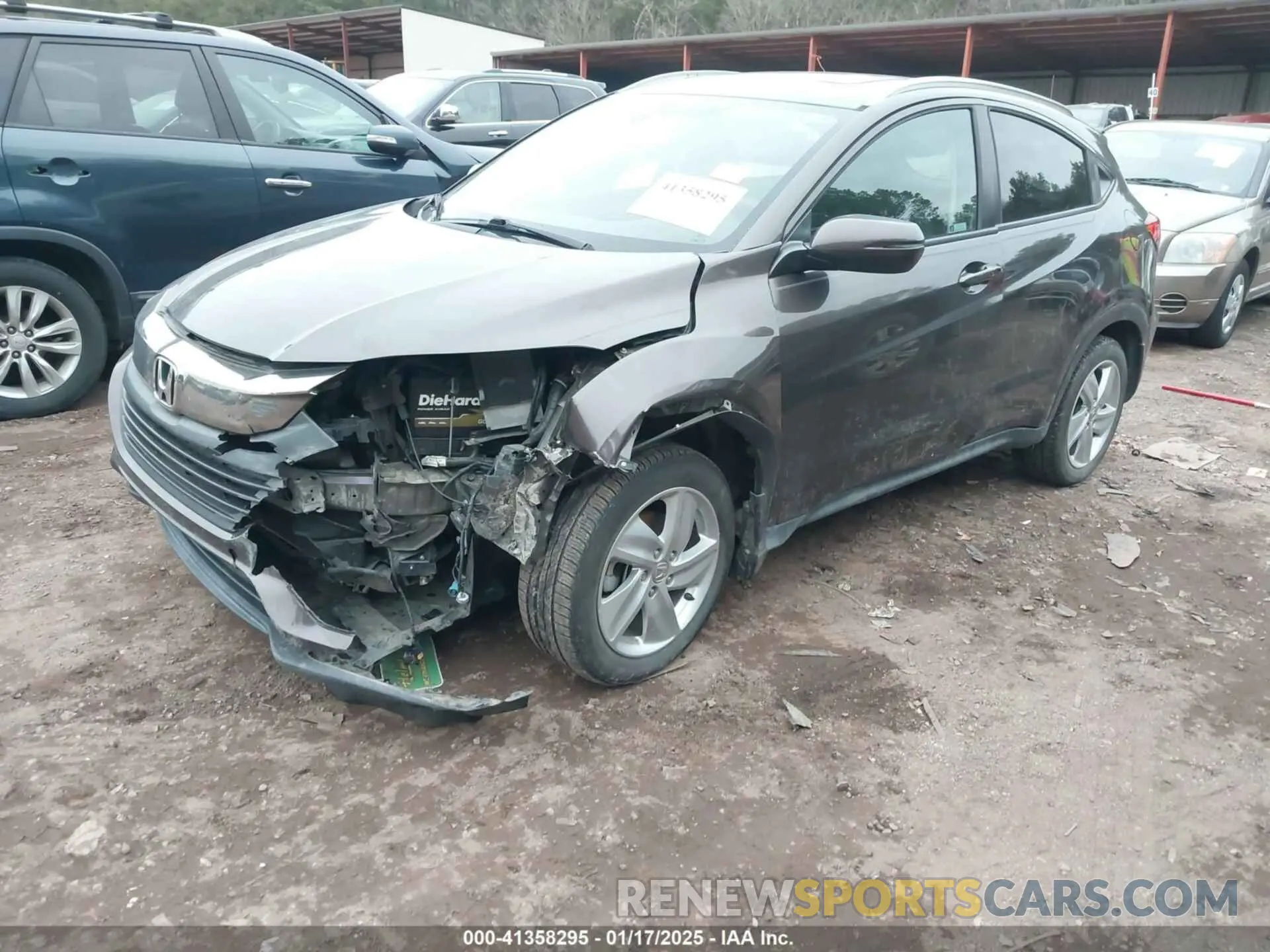2 Photograph of a damaged car 3CZRU5H5XKM707982 HONDA HR-V 2019