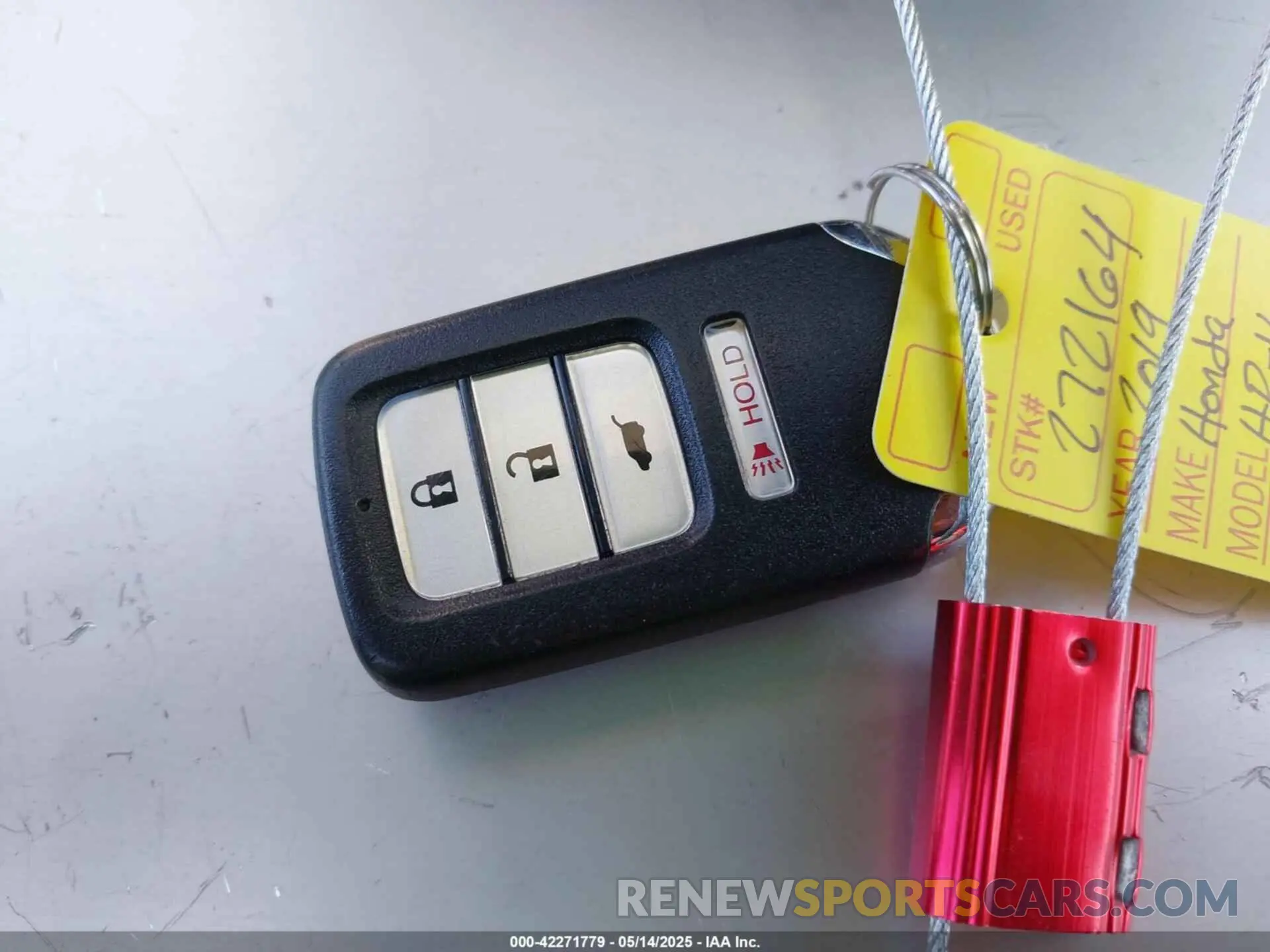 11 Photograph of a damaged car 3CZRU5H71KM712778 HONDA HR-V 2019
