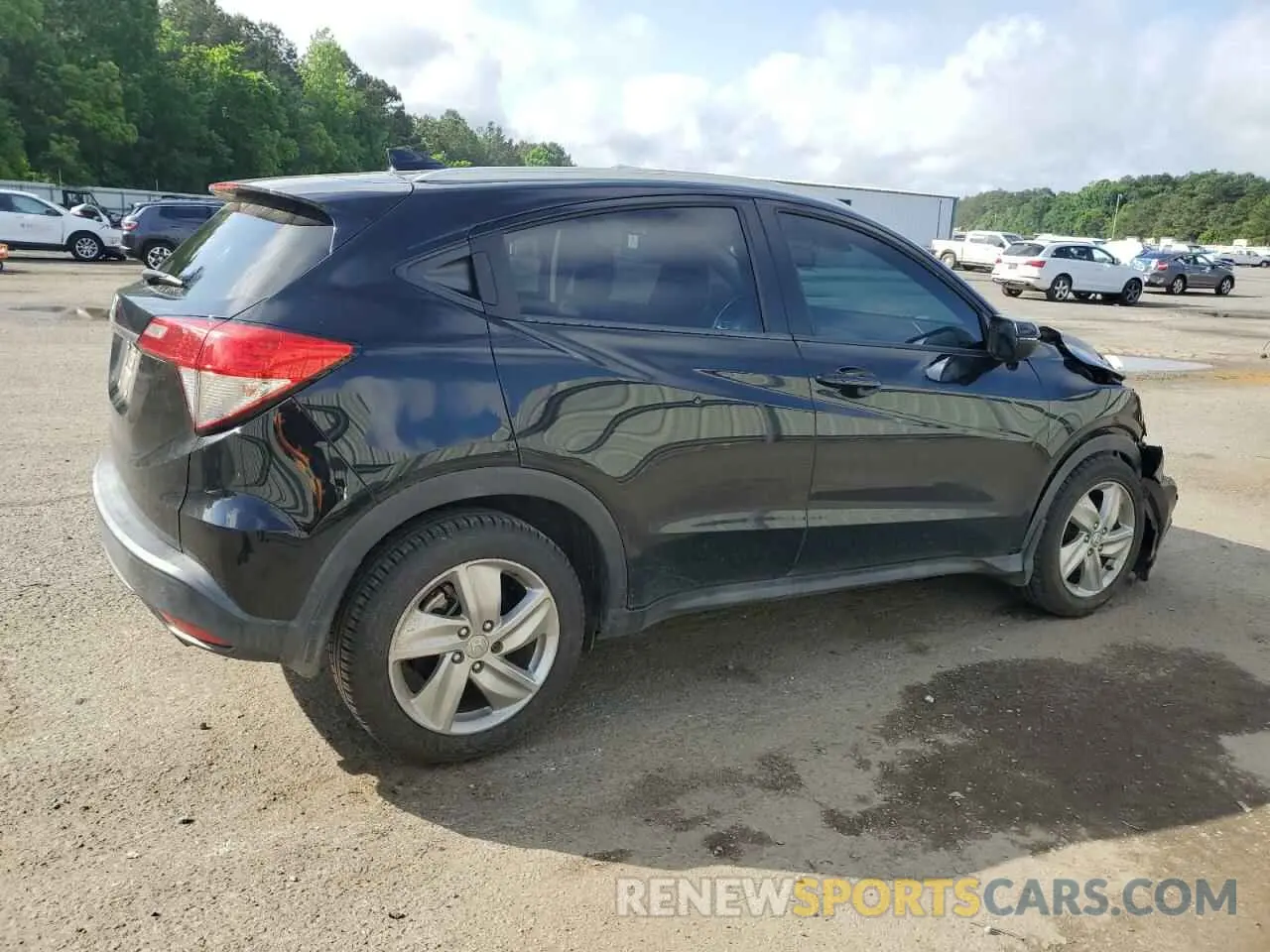 3 Photograph of a damaged car 3CZRU5H74KM712564 HONDA HR-V 2019
