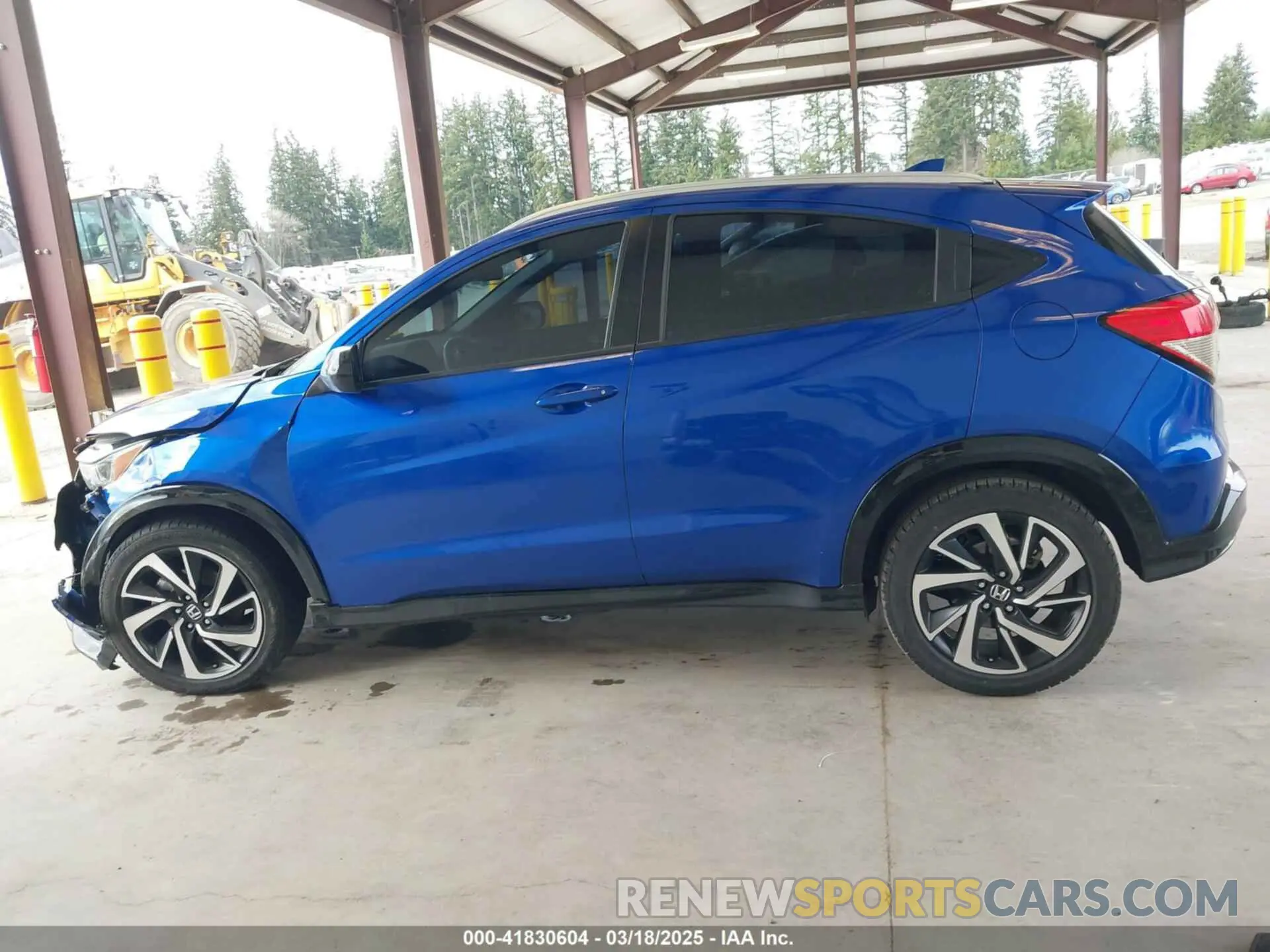 15 Photograph of a damaged car 3CZRU6H11KG723067 HONDA HR-V 2019