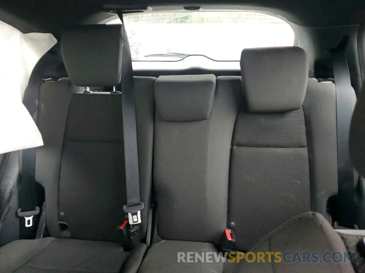 10 Photograph of a damaged car 3CZRU6H14KM705065 HONDA HR-V 2019