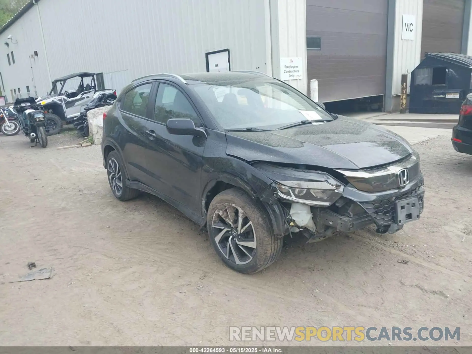 1 Photograph of a damaged car 3CZRU6H14KM739555 HONDA HR-V 2019