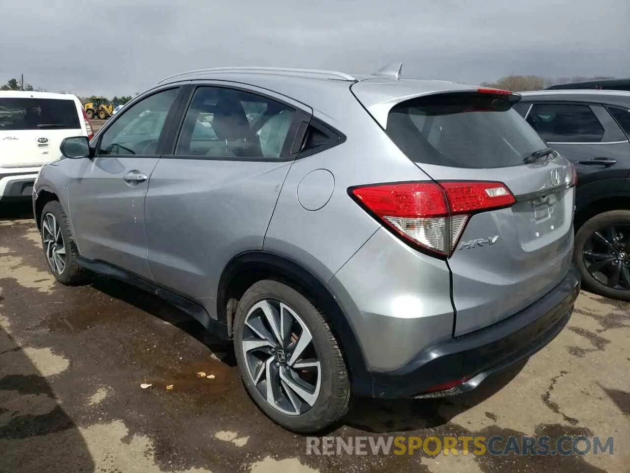 2 Photograph of a damaged car 3CZRU6H15KG707678 HONDA HR-V 2019