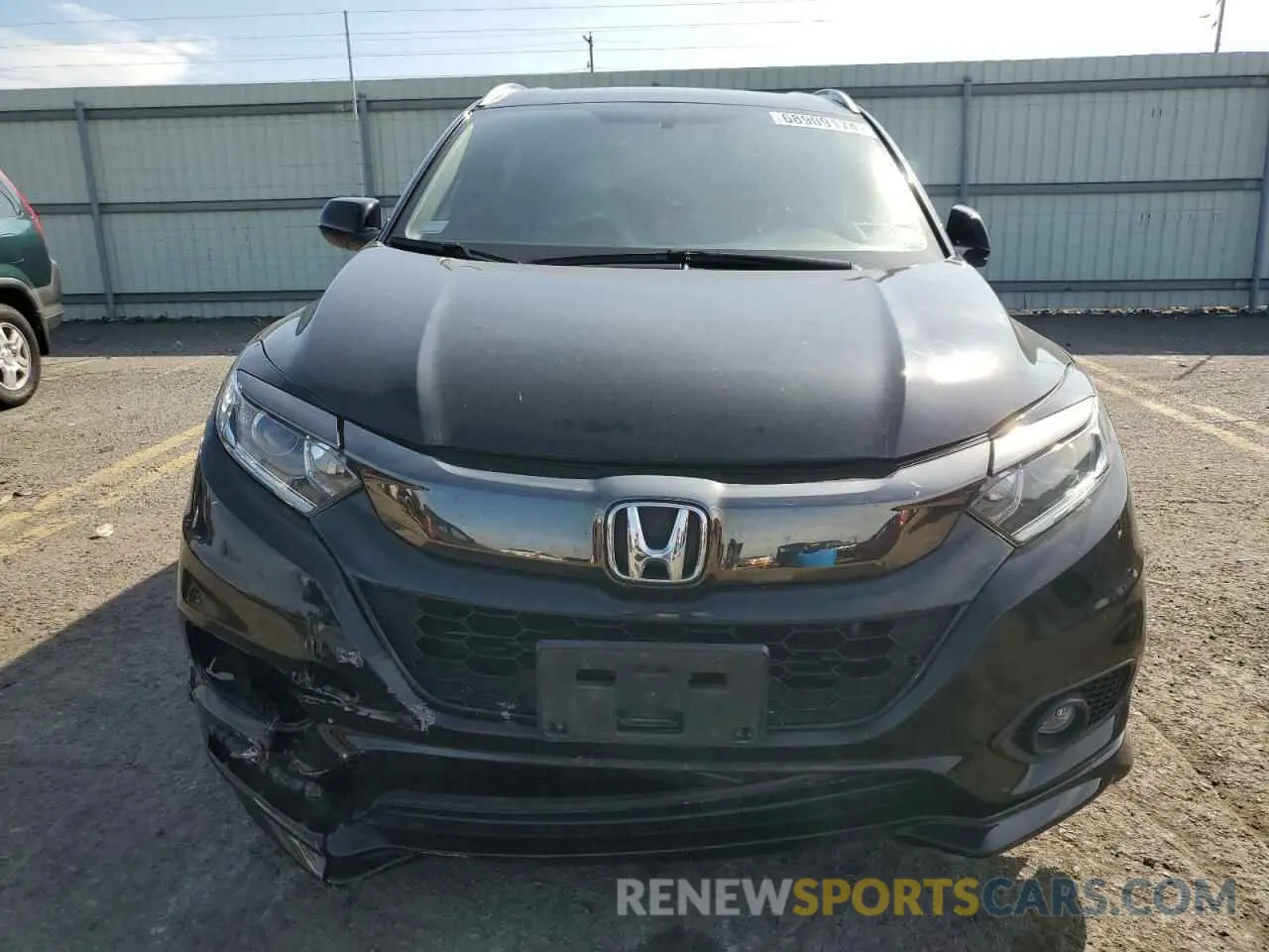 5 Photograph of a damaged car 3CZRU6H15KG729597 HONDA HR-V 2019