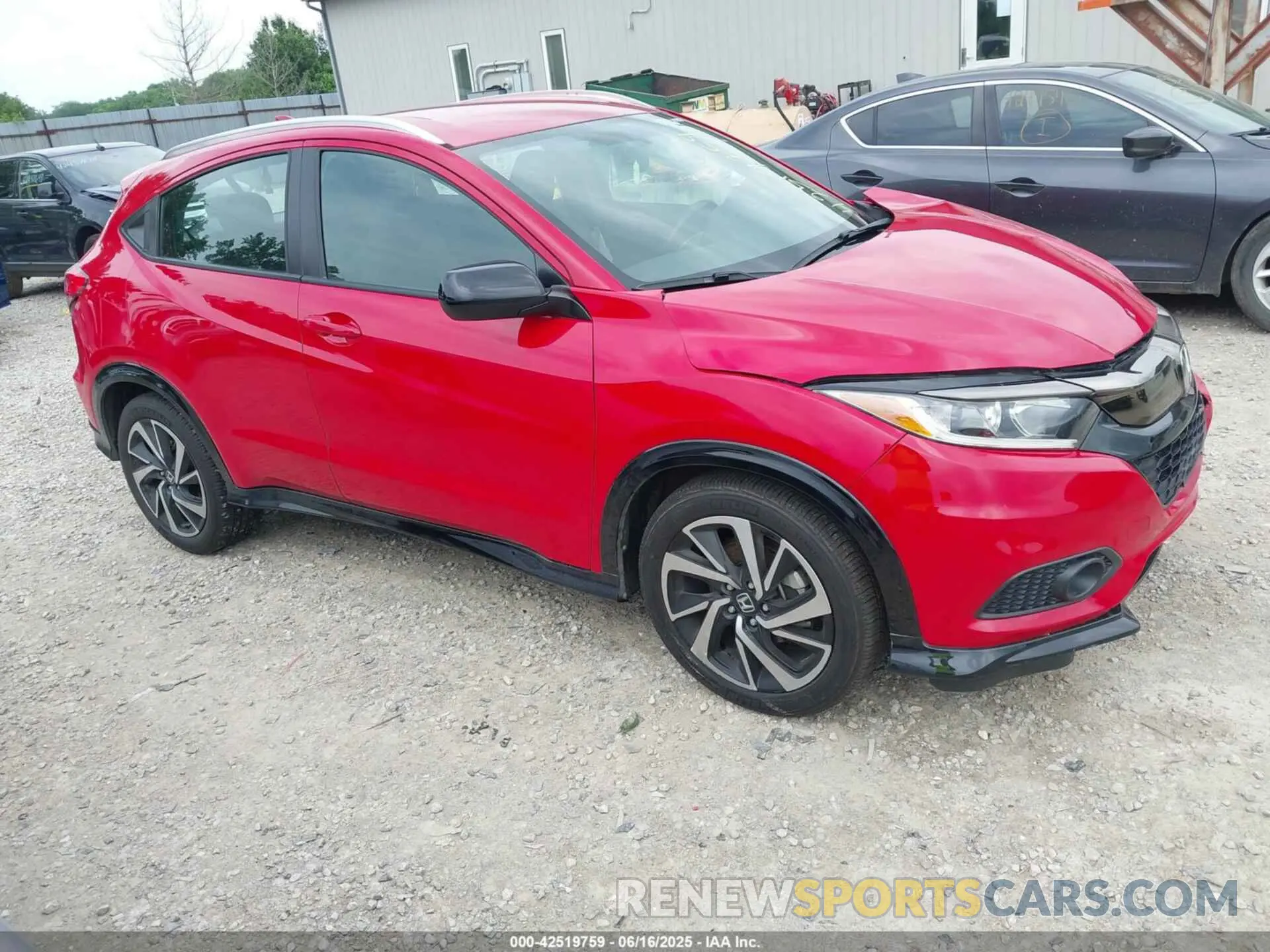 1 Photograph of a damaged car 3CZRU6H16KG726157 HONDA HR-V 2019