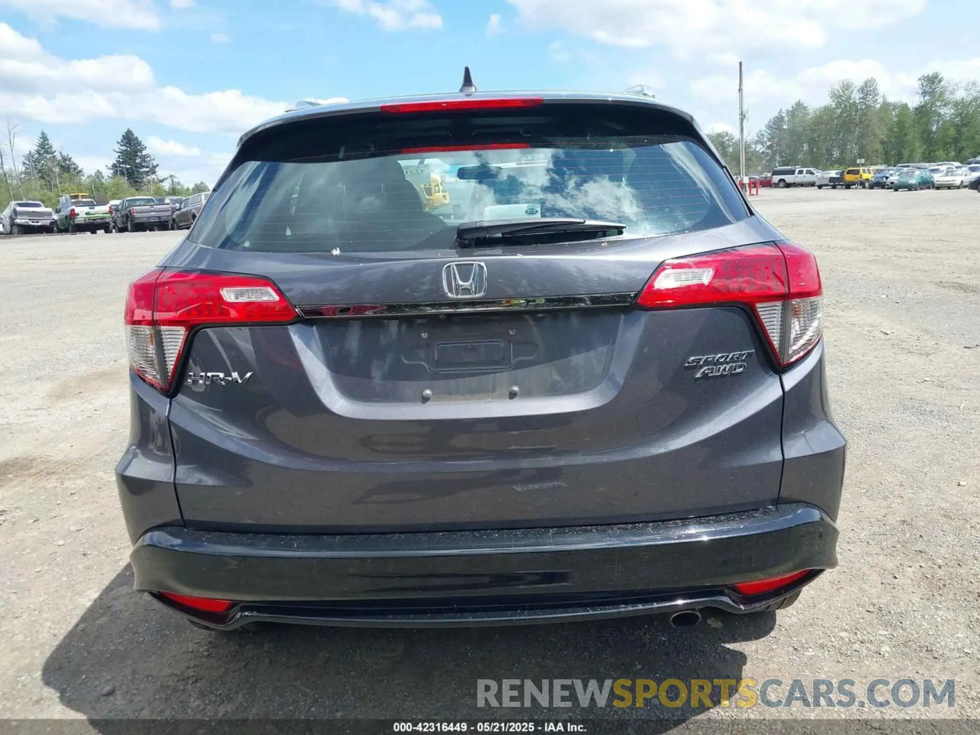 17 Фотография поврежденного автомобиля 3CZRU6H17KG711912 HONDA HR-V 2019