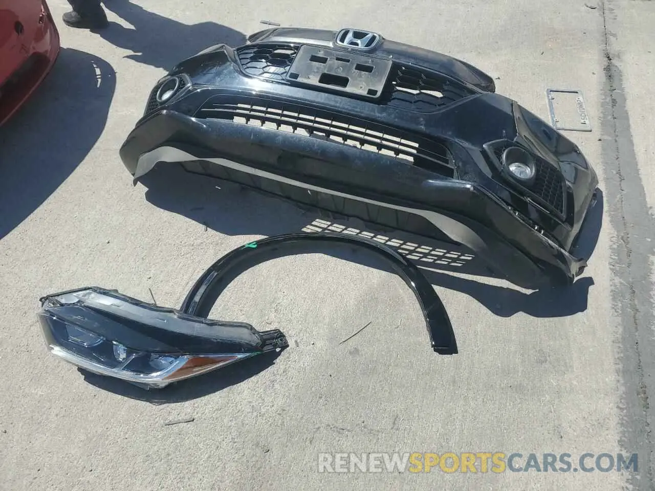 13 Photograph of a damaged car 3CZRU6H17KM737699 HONDA HR-V 2019