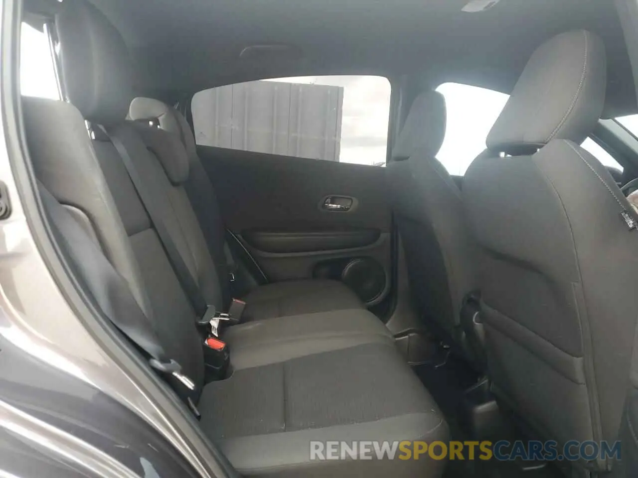 11 Фотография поврежденного автомобиля 3CZRU6H18KM729983 HONDA HR-V 2019