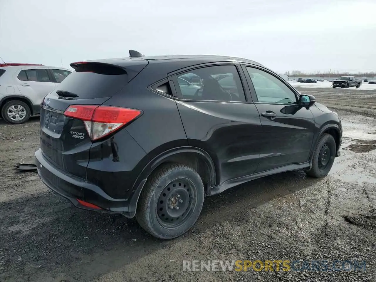 3 Photograph of a damaged car 3CZRU6H27KM106735 HONDA HR-V 2019