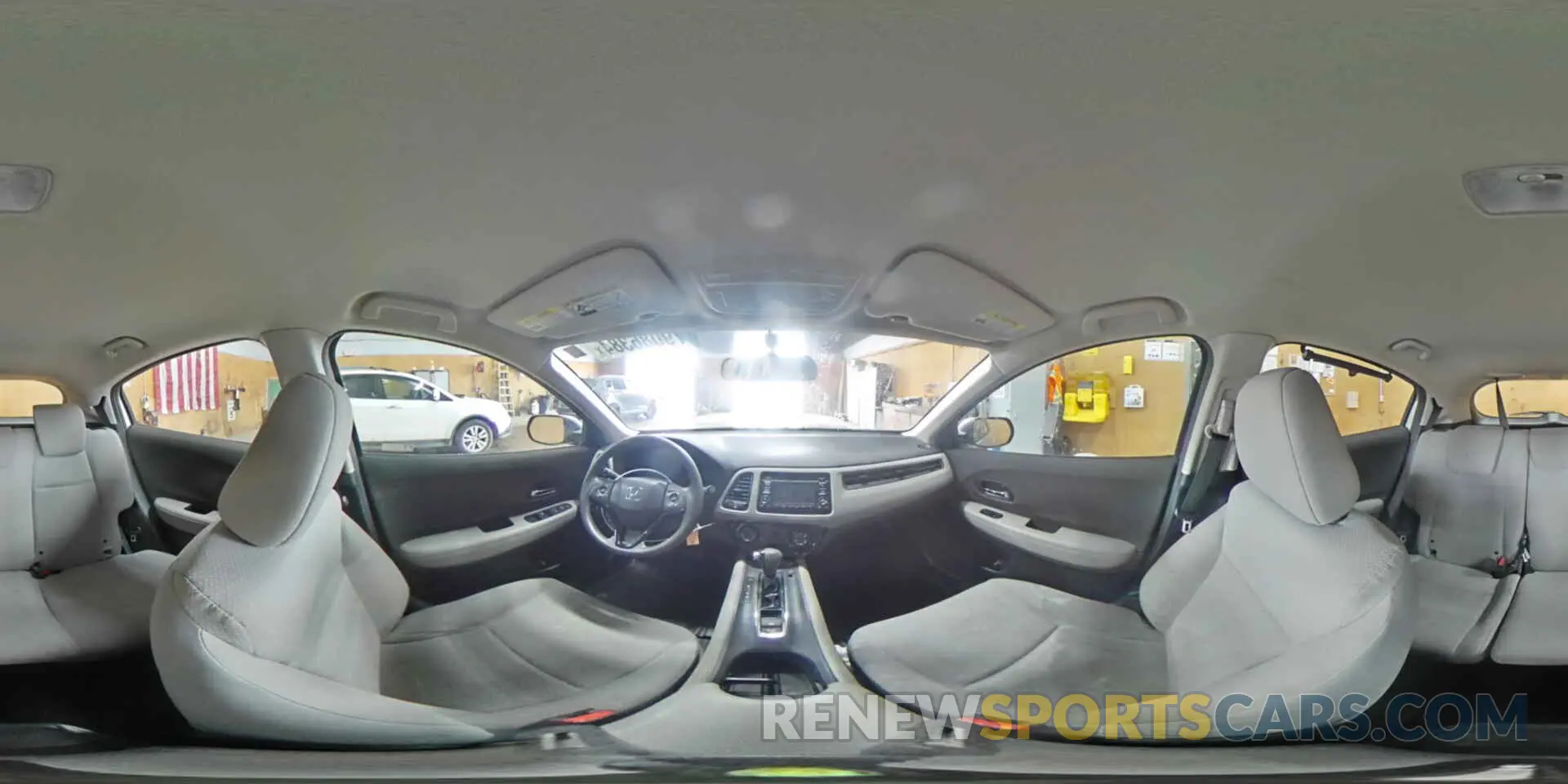 16 Photograph of a damaged car 3CZRU6H30KG713485 HONDA HR-V 2019