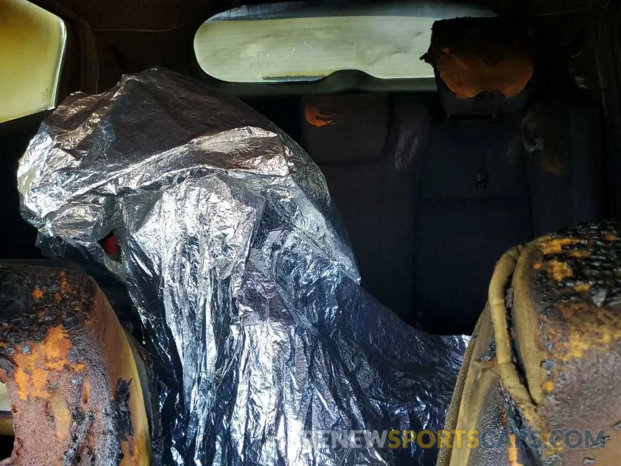10 Photograph of a damaged car 3CZRU6H30KG724616 HONDA HR-V 2019