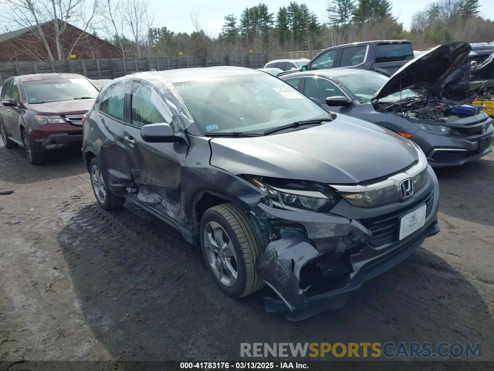 1 Photograph of a damaged car 3CZRU6H32KG710054 HONDA HR-V 2019