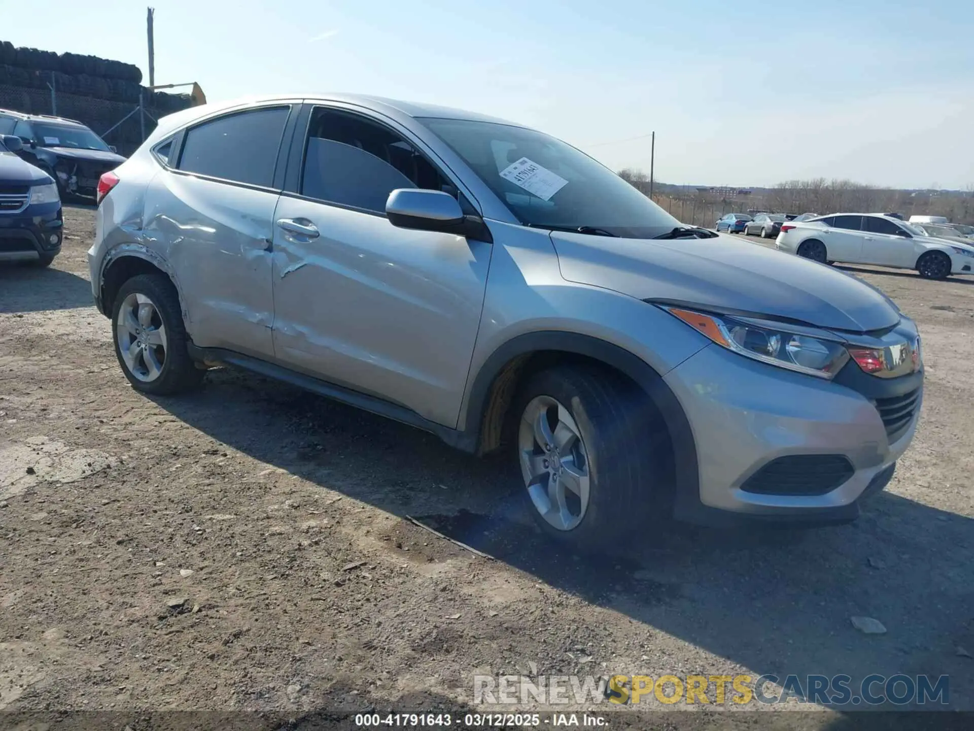 1 Фотография поврежденного автомобиля 3CZRU6H32KG711625 HONDA HR-V 2019