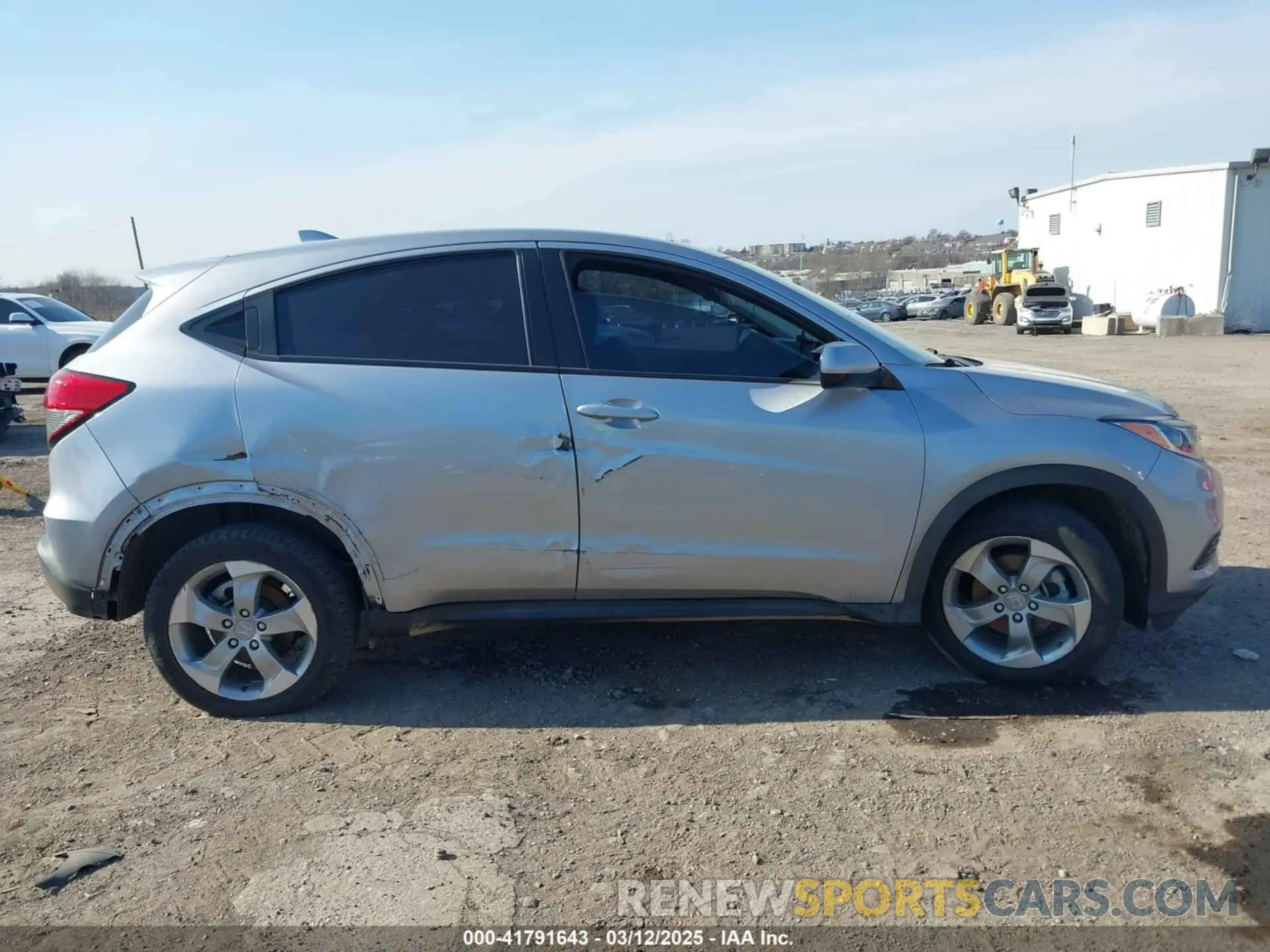 12 Фотография поврежденного автомобиля 3CZRU6H32KG711625 HONDA HR-V 2019