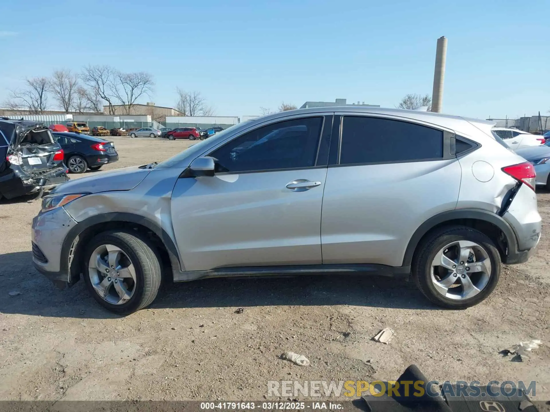 13 Фотография поврежденного автомобиля 3CZRU6H32KG711625 HONDA HR-V 2019