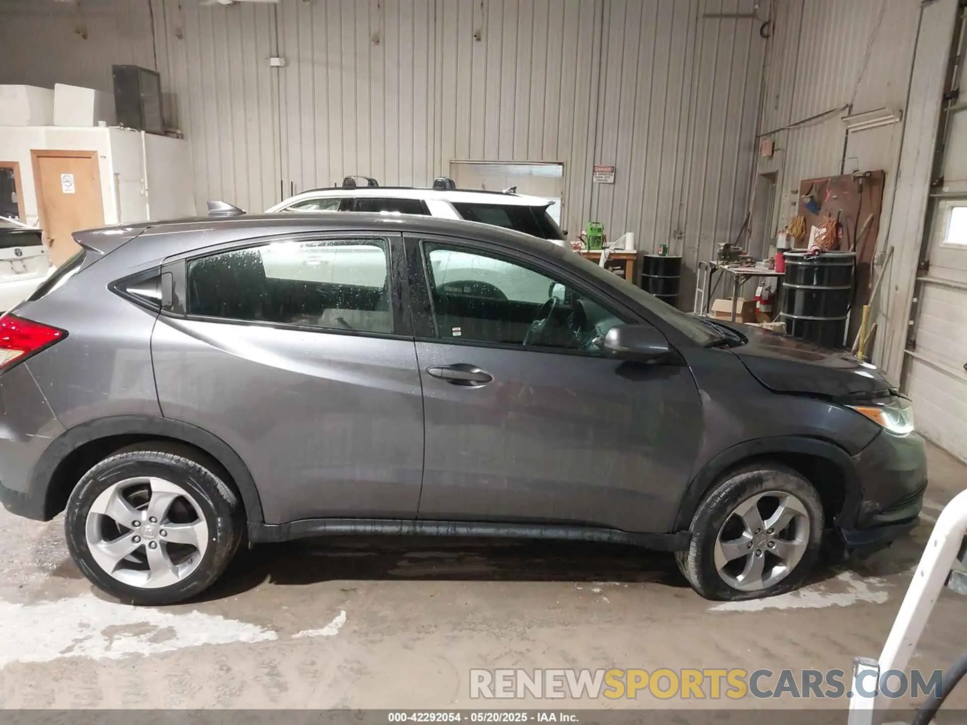13 Фотография поврежденного автомобиля 3CZRU6H33KG705428 HONDA HR-V 2019