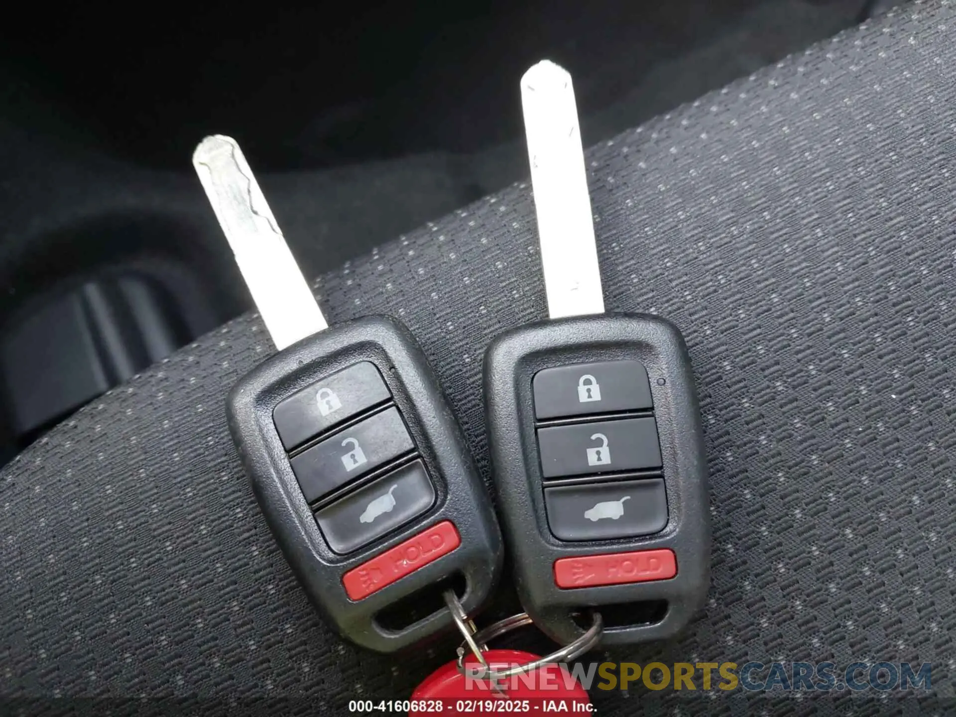 11 Photograph of a damaged car 3CZRU6H33KG724920 HONDA HR-V 2019