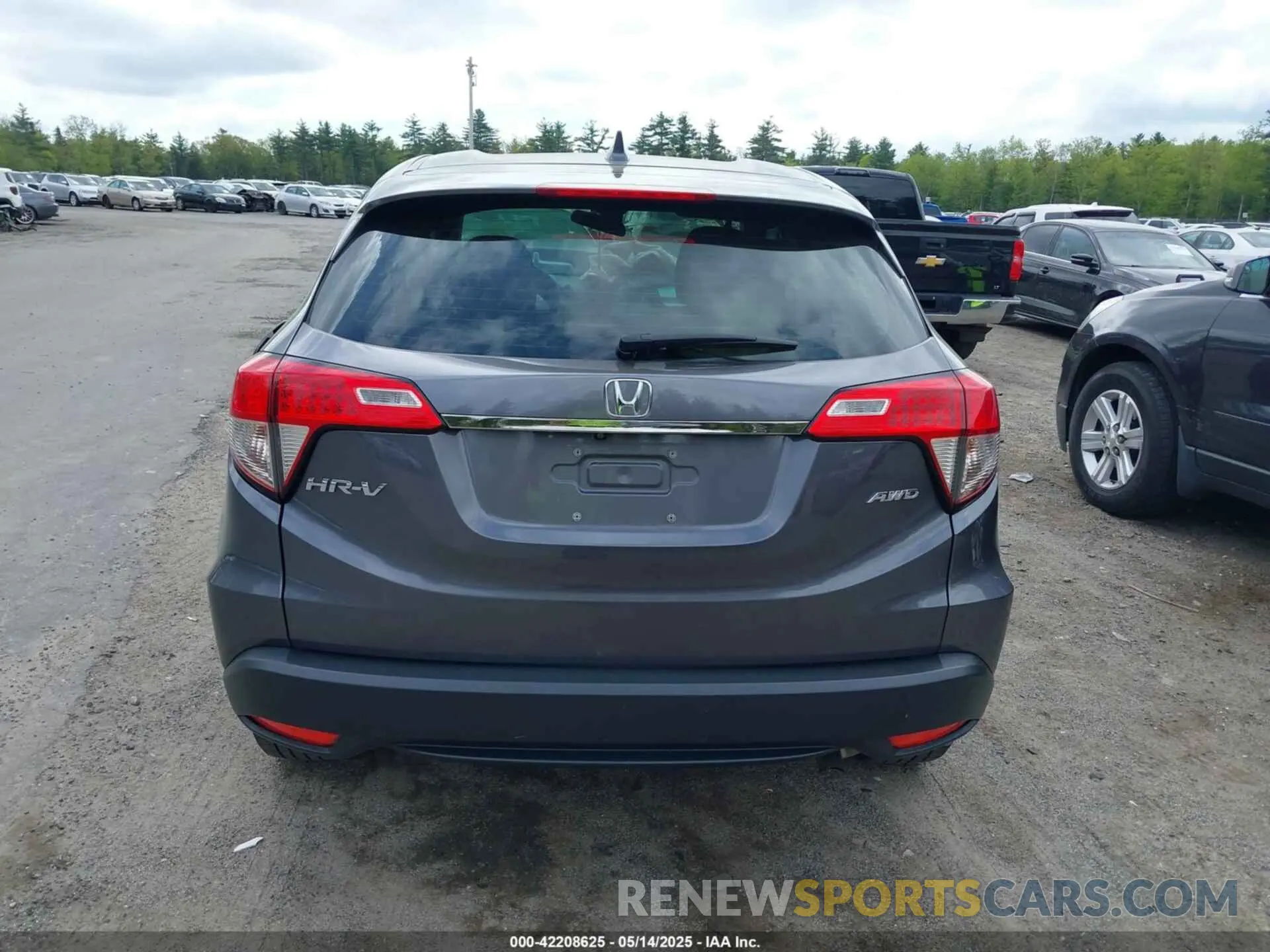 17 Фотография поврежденного автомобиля 3CZRU6H34KG724683 HONDA HR-V 2019