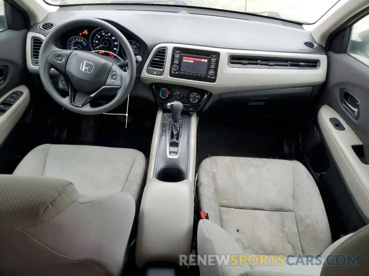 8 Photograph of a damaged car 3CZRU6H34KM705357 HONDA HR-V 2019