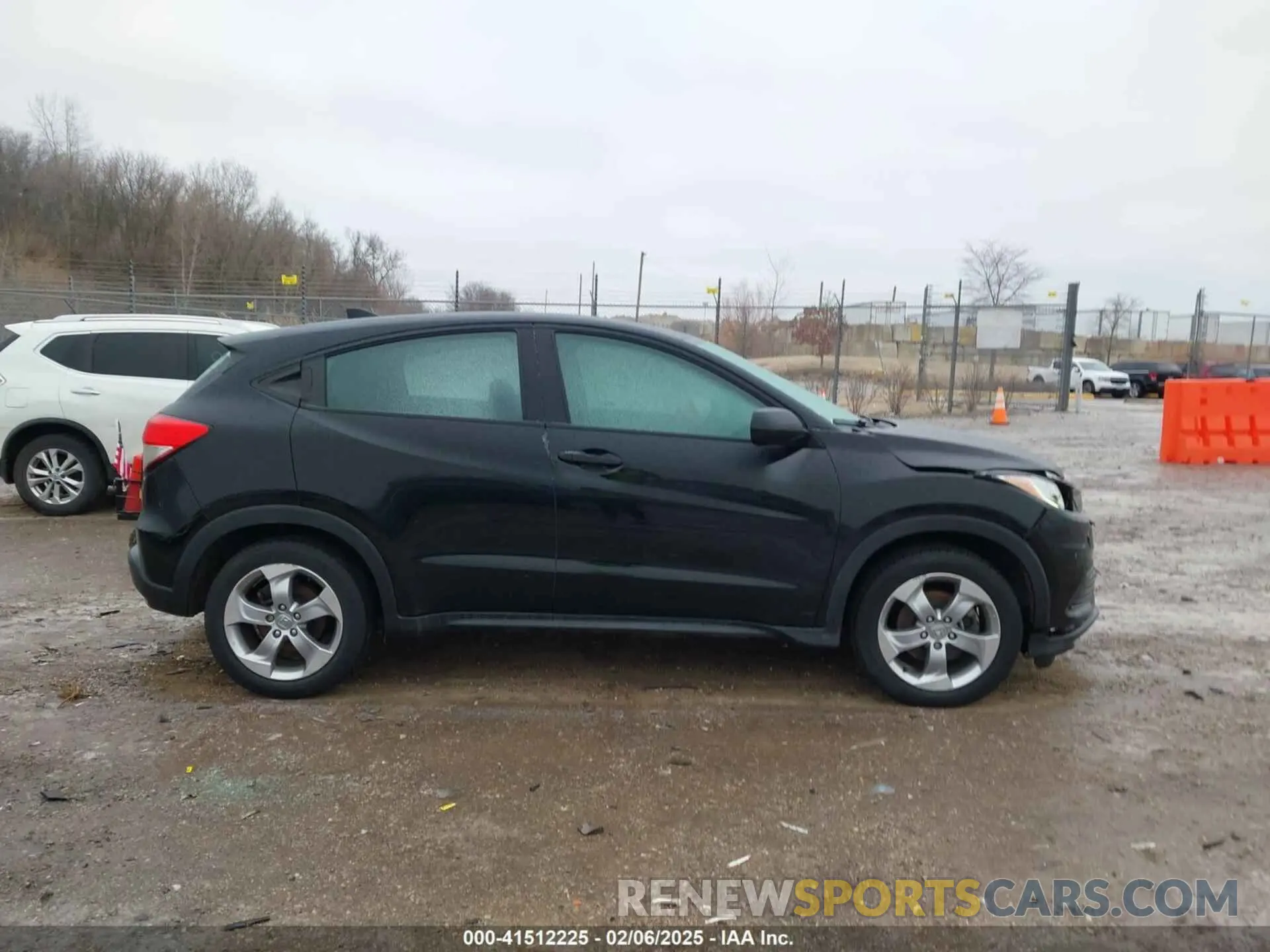 13 Фотография поврежденного автомобиля 3CZRU6H36KG718867 HONDA HR-V 2019