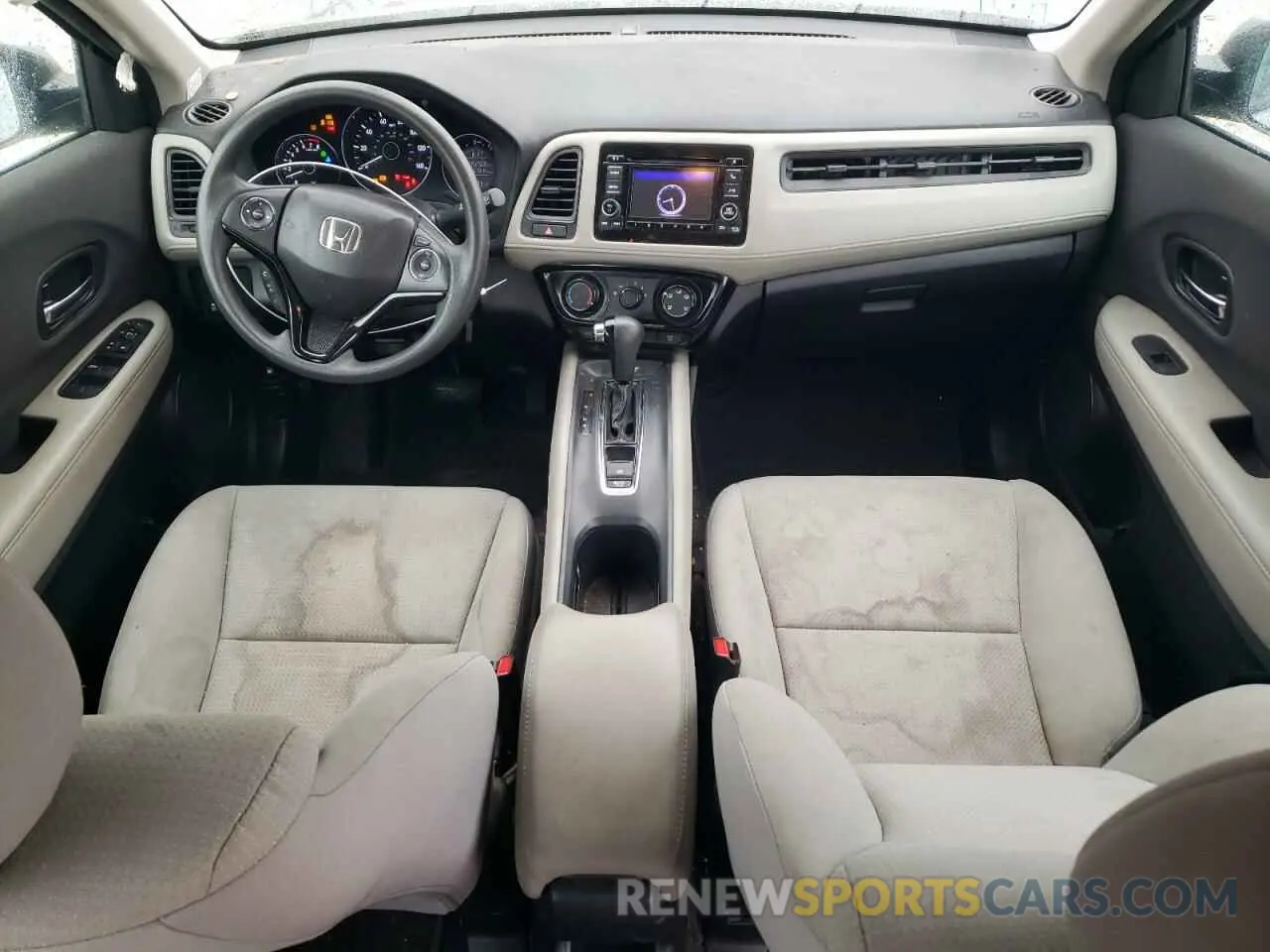 8 Photograph of a damaged car 3CZRU6H37KM728163 HONDA HR-V 2019