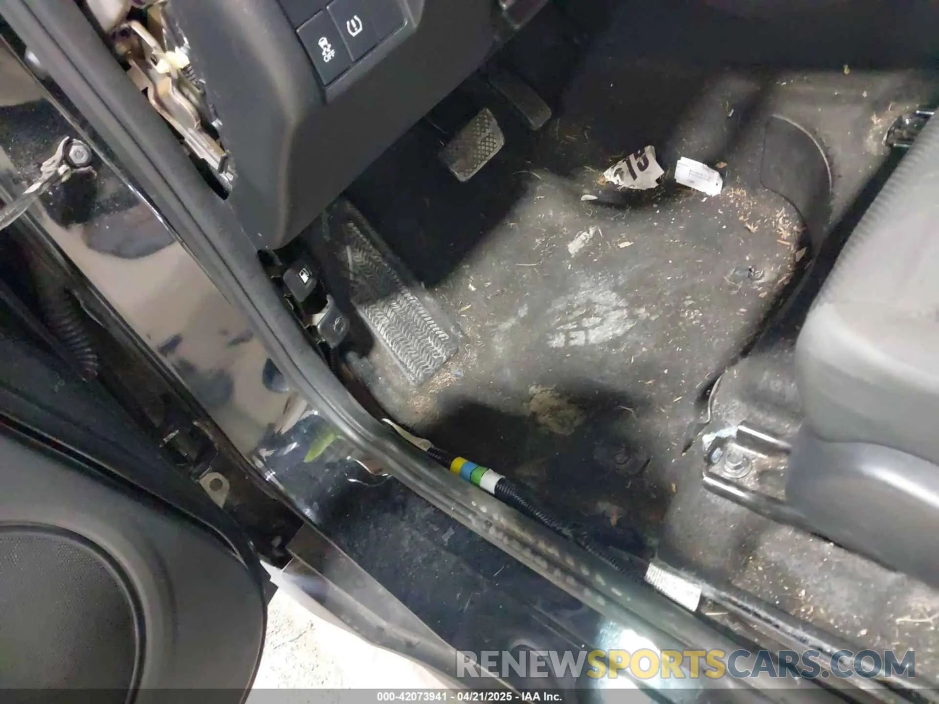 12 Фотография поврежденного автомобиля 3CZRU6H38KG713332 HONDA HR-V 2019