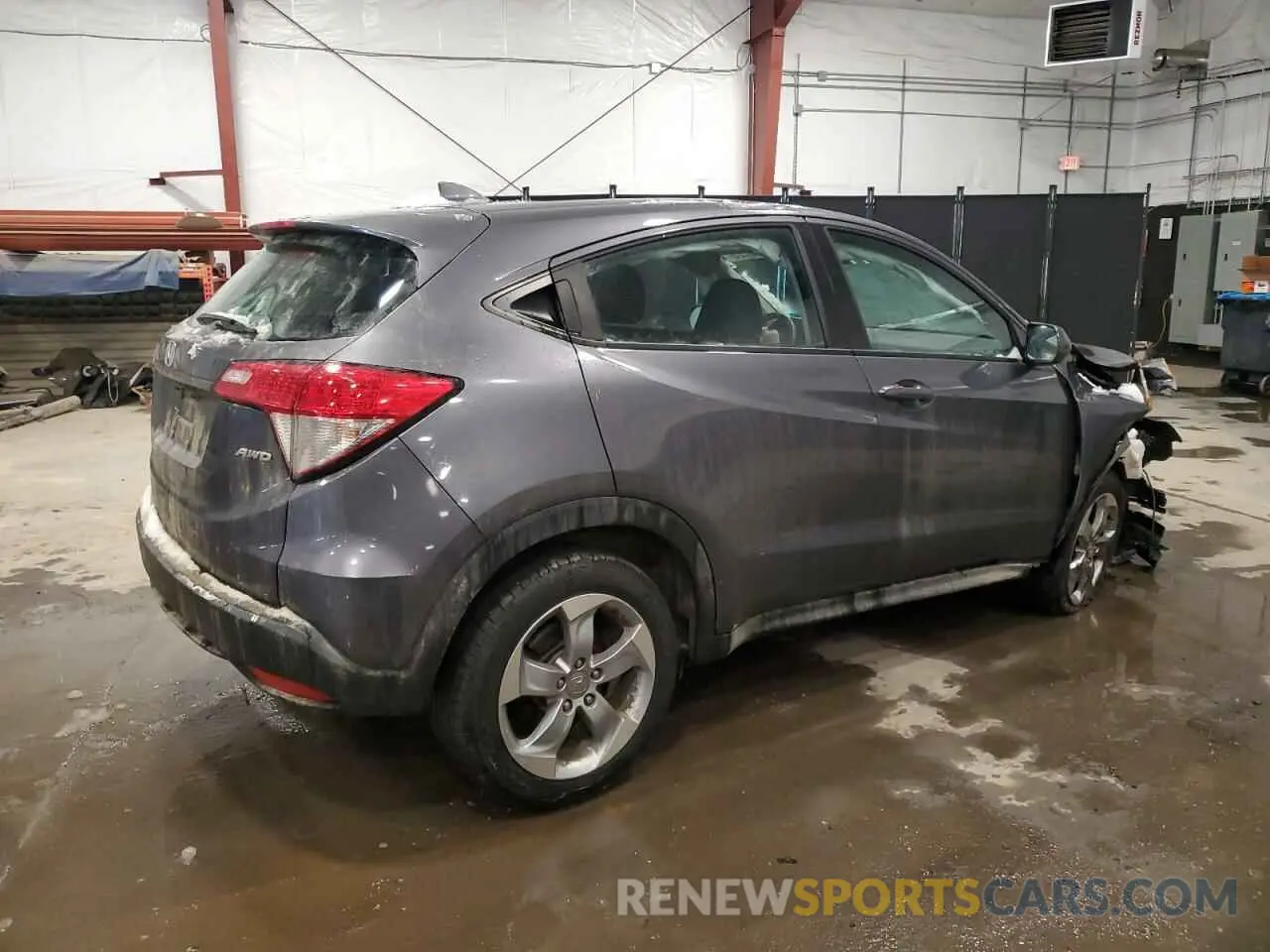 3 Photograph of a damaged car 3CZRU6H39KG716160 HONDA HR-V 2019