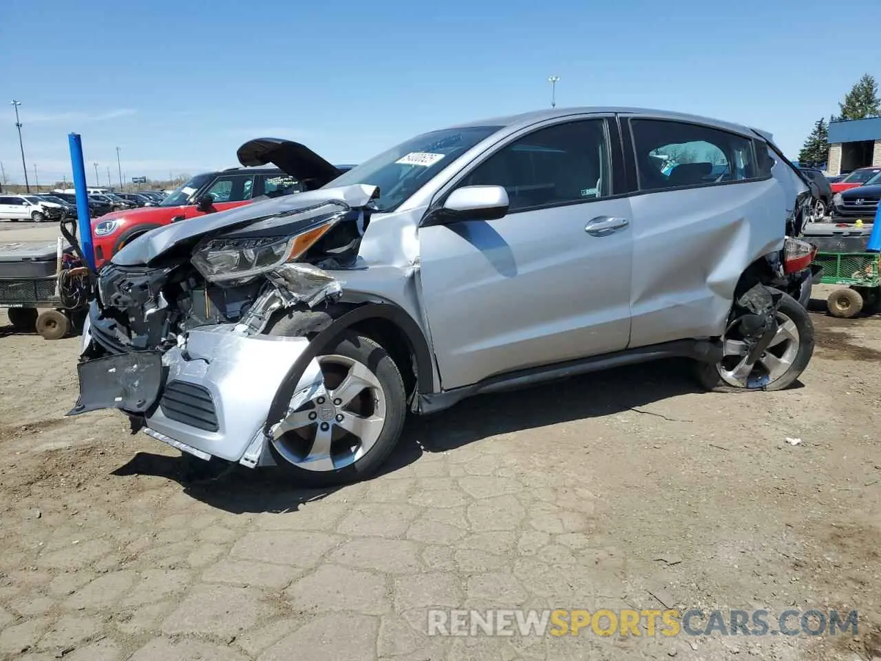 1 Photograph of a damaged car 3CZRU6H39KG725523 HONDA HR-V 2019