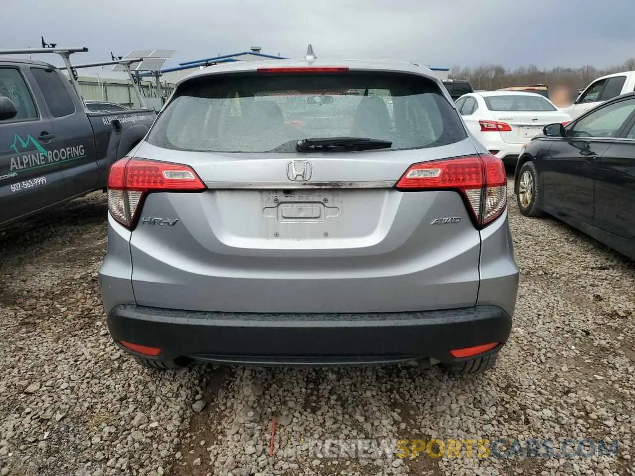 6 Photograph of a damaged car 3CZRU6H3XKG731024 HONDA HR-V 2019