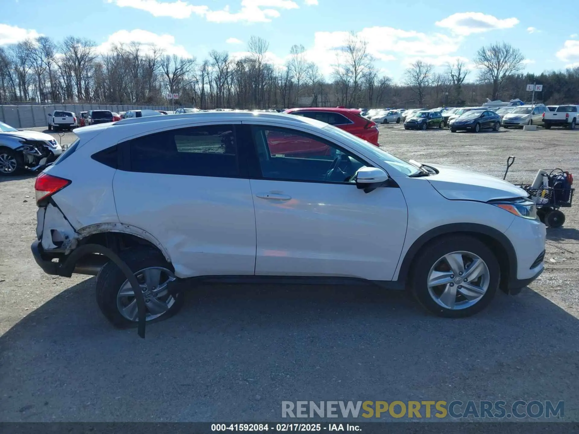 12 Photograph of a damaged car 3CZRU6H50KM721721 HONDA HR-V 2019
