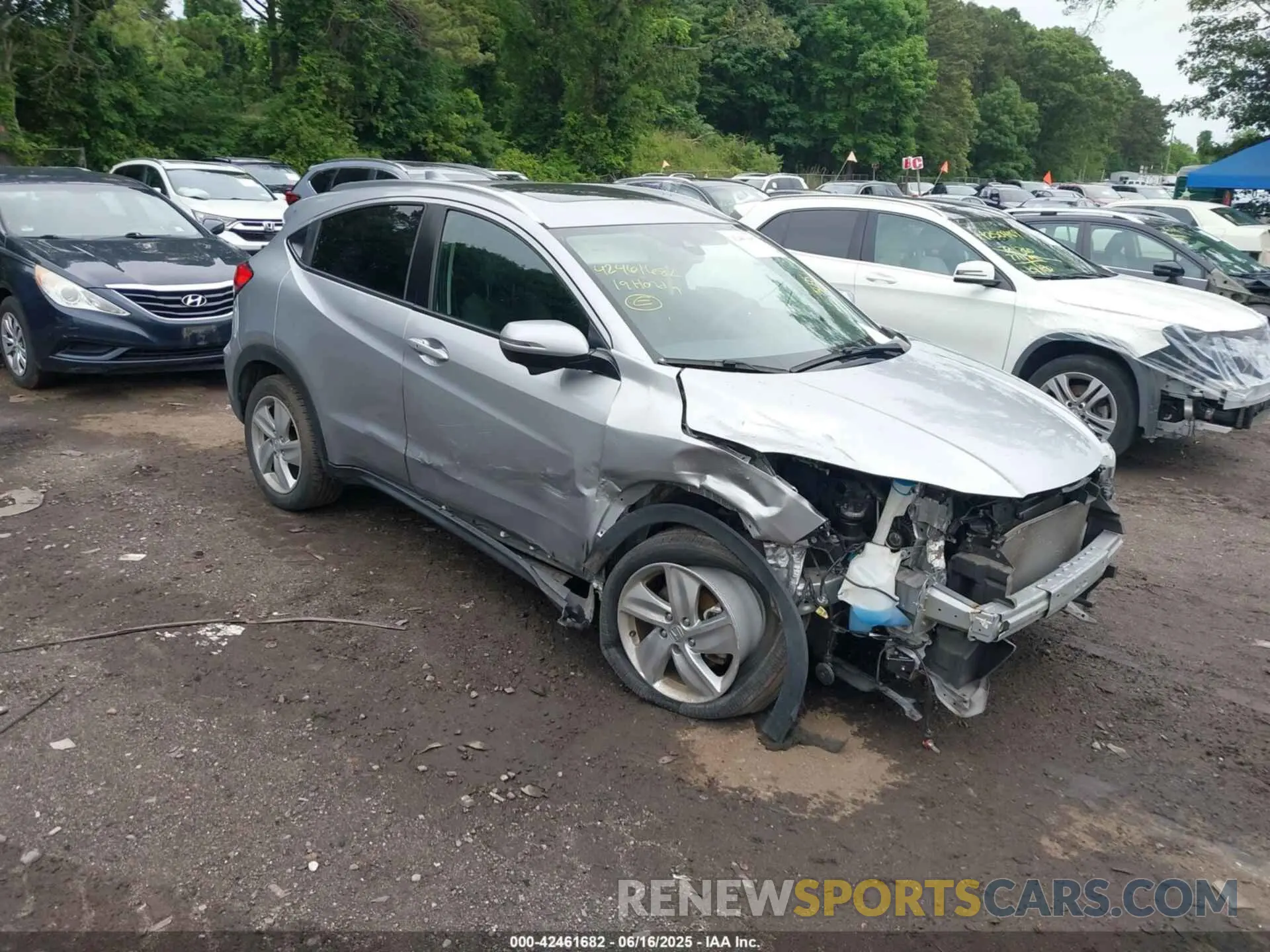 1 Photograph of a damaged car 3CZRU6H50KM725915 HONDA HR-V 2019