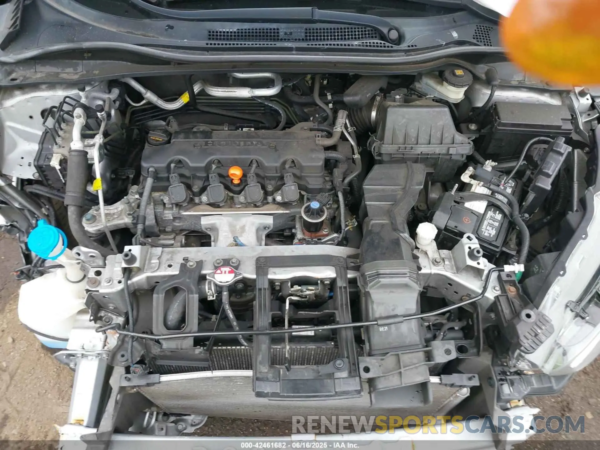 10 Photograph of a damaged car 3CZRU6H50KM725915 HONDA HR-V 2019