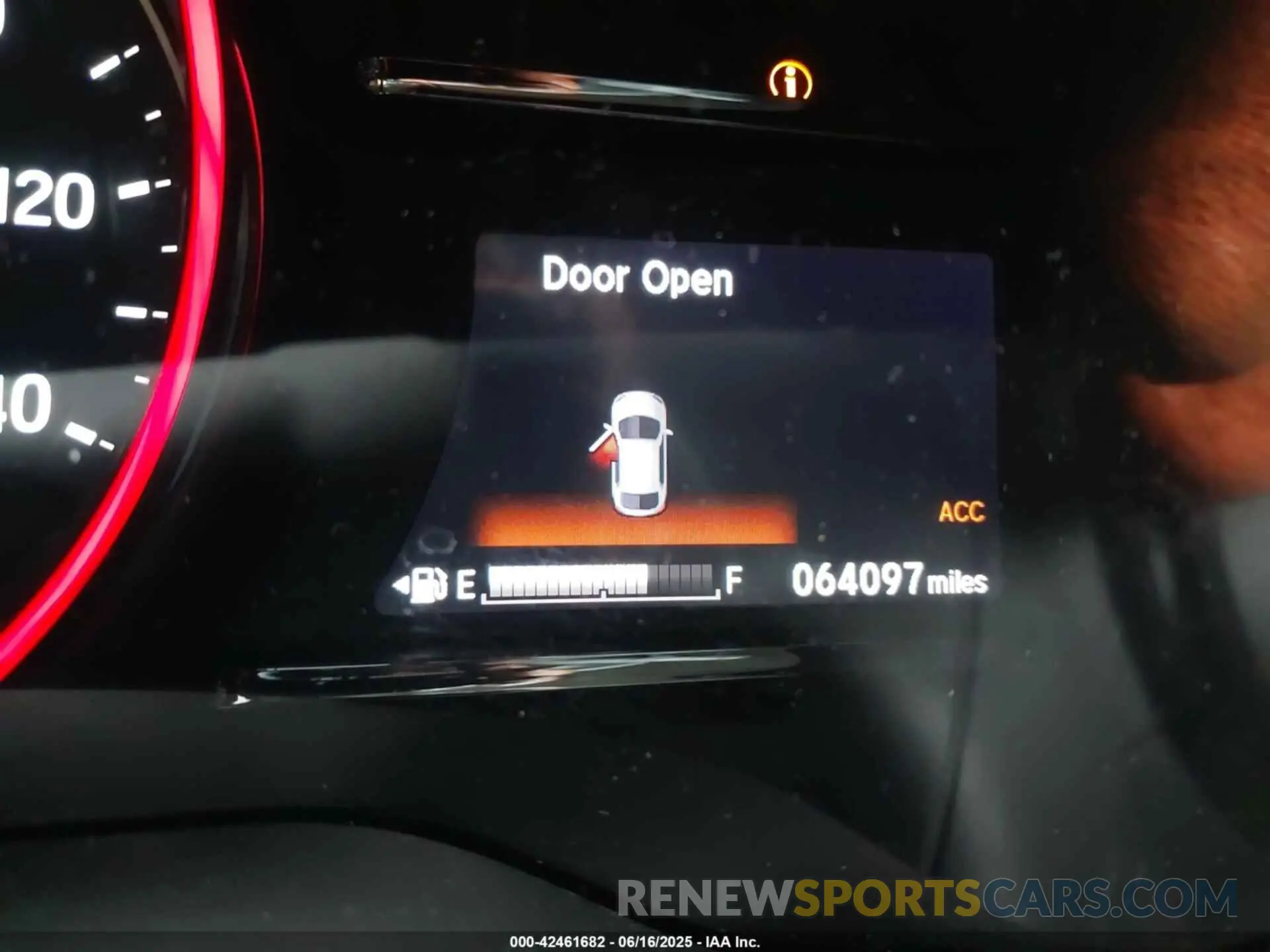 7 Photograph of a damaged car 3CZRU6H50KM725915 HONDA HR-V 2019