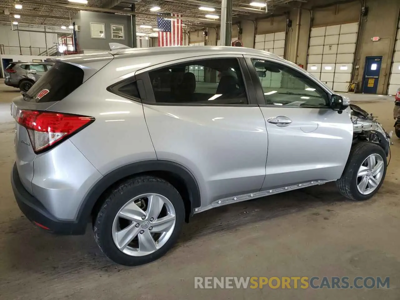 3 Photograph of a damaged car 3CZRU6H51KM733666 HONDA HR-V 2019